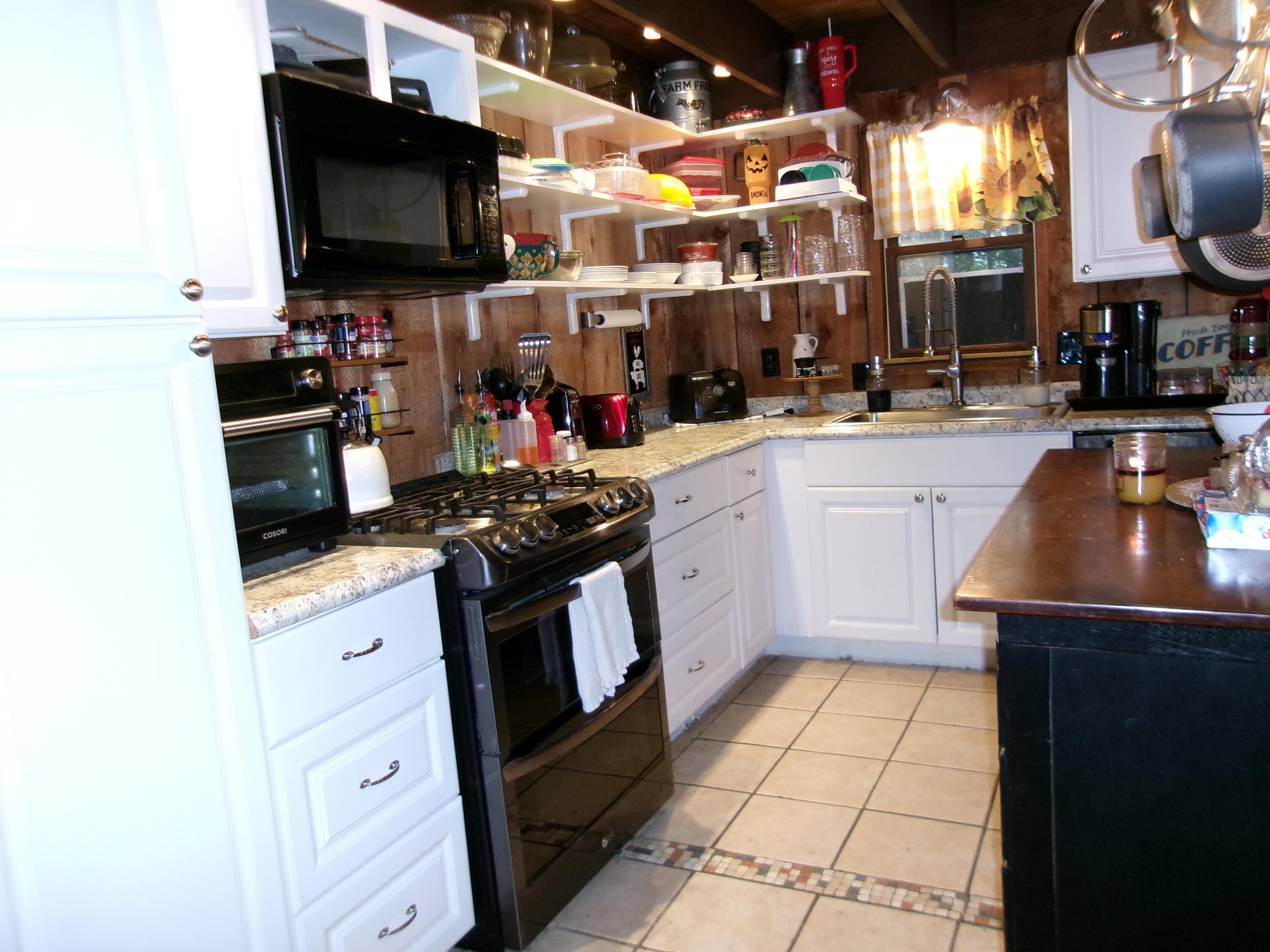 750 Tyree Road Property Photo 11