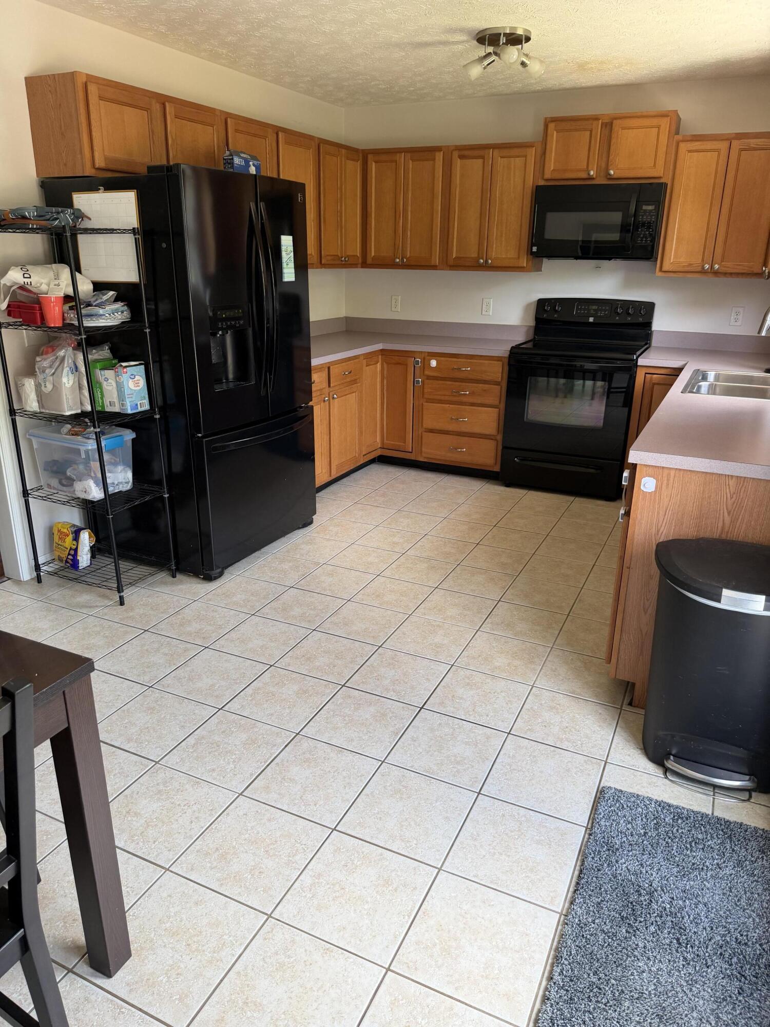 428 Waycross Drive Property Photo 8