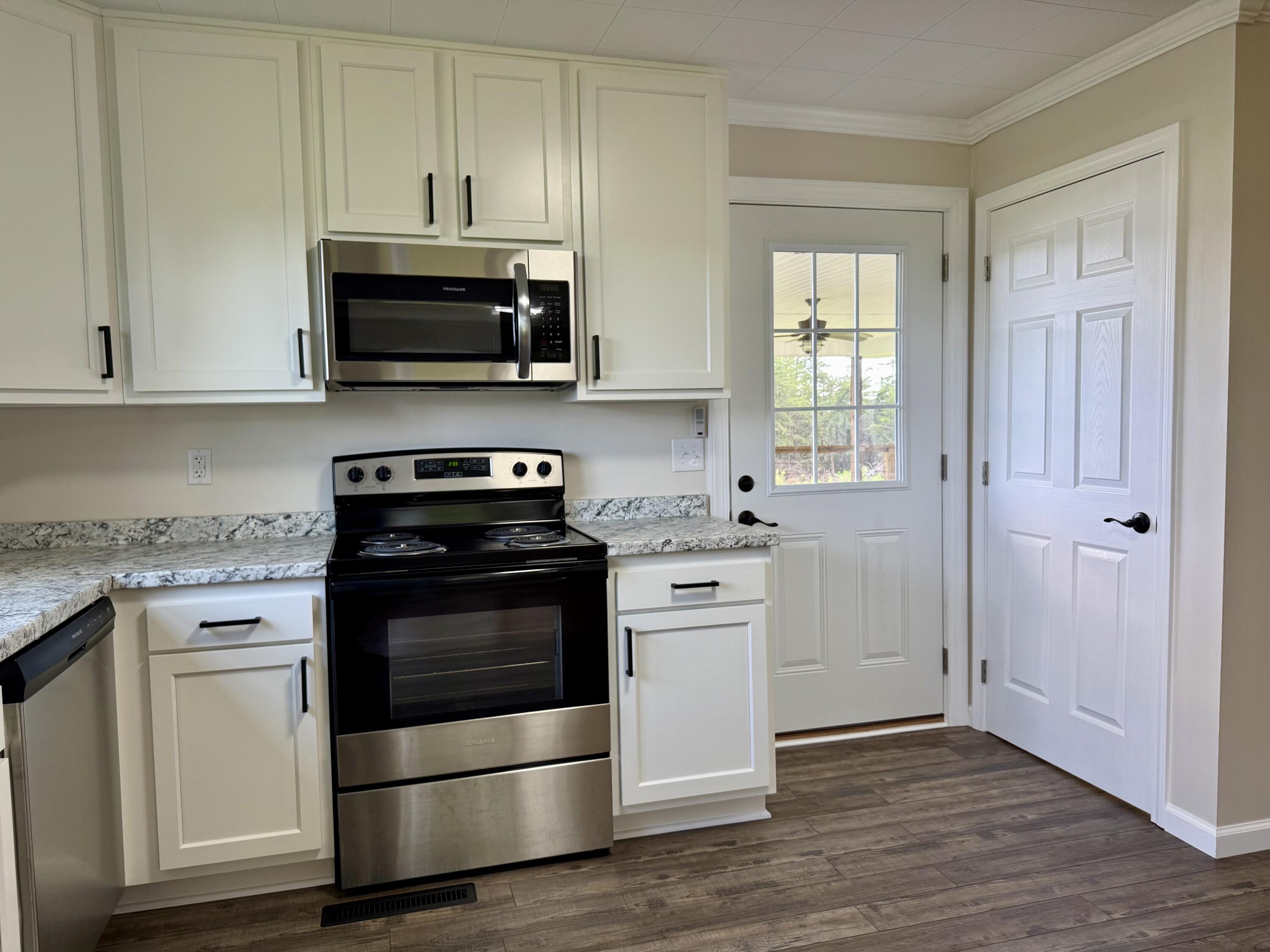 6897 Hwy 52 Property Photo 64