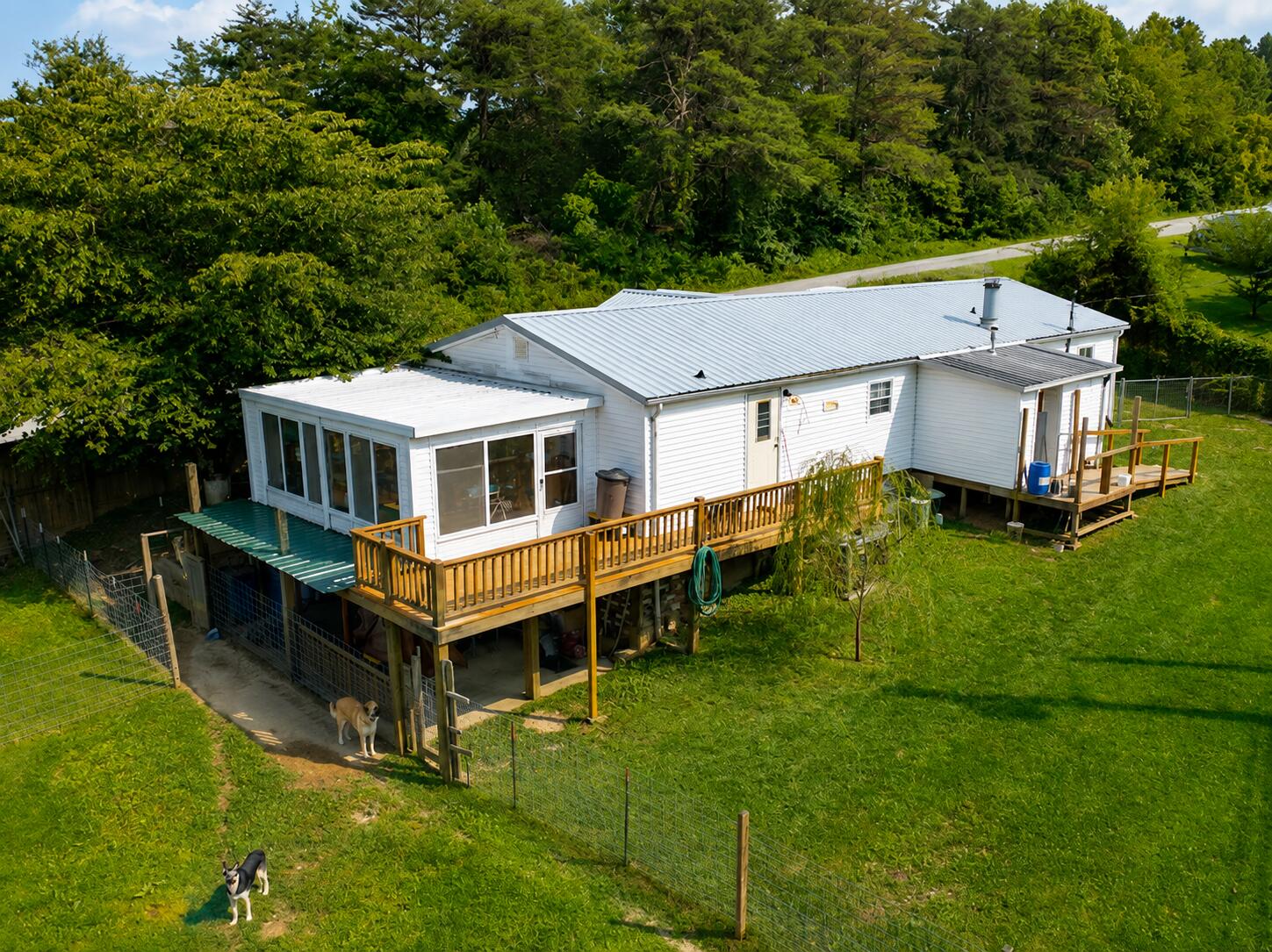 631 Adams Road Property Photo 4