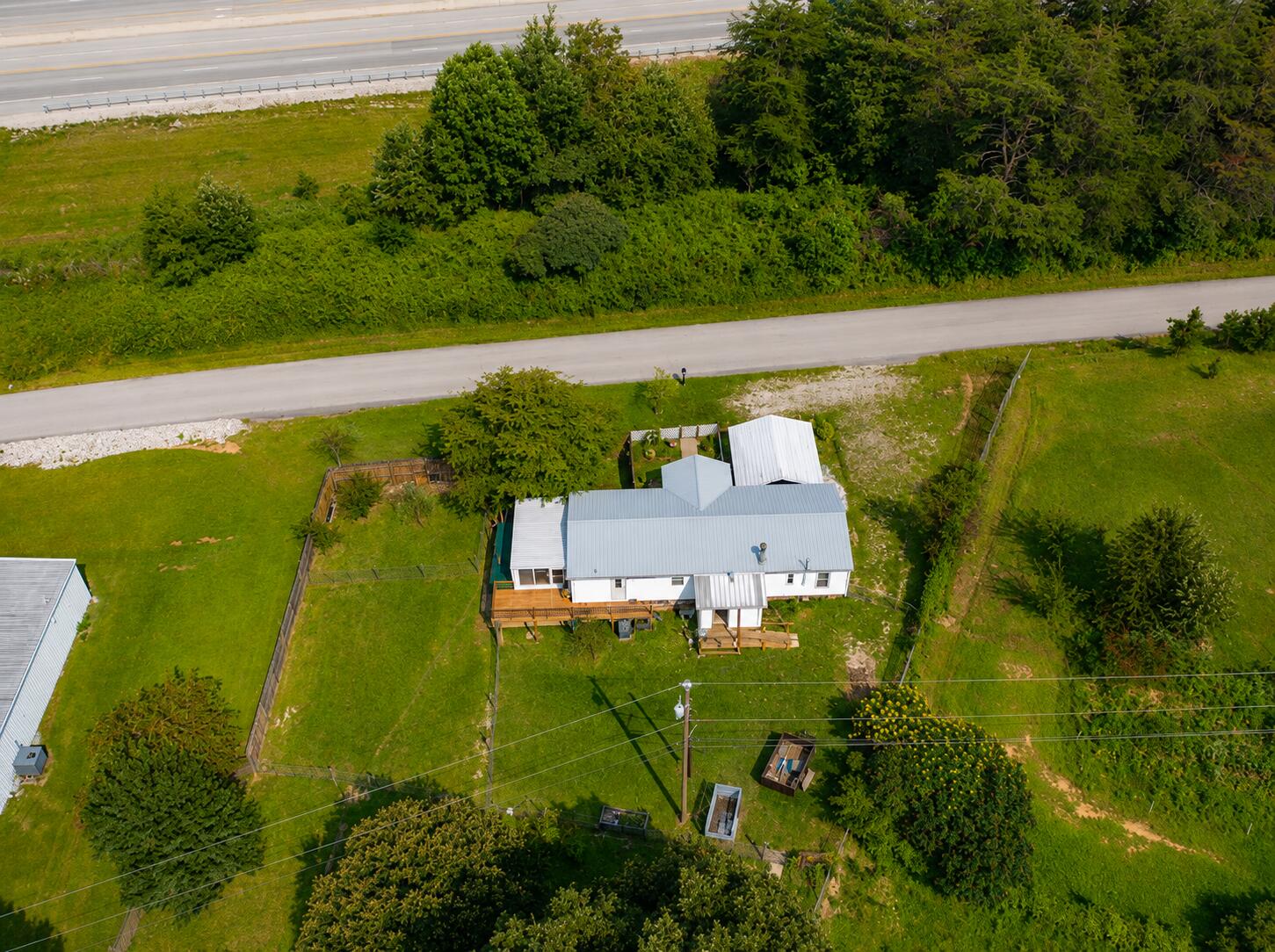 631 Adams Road Property Photo 6