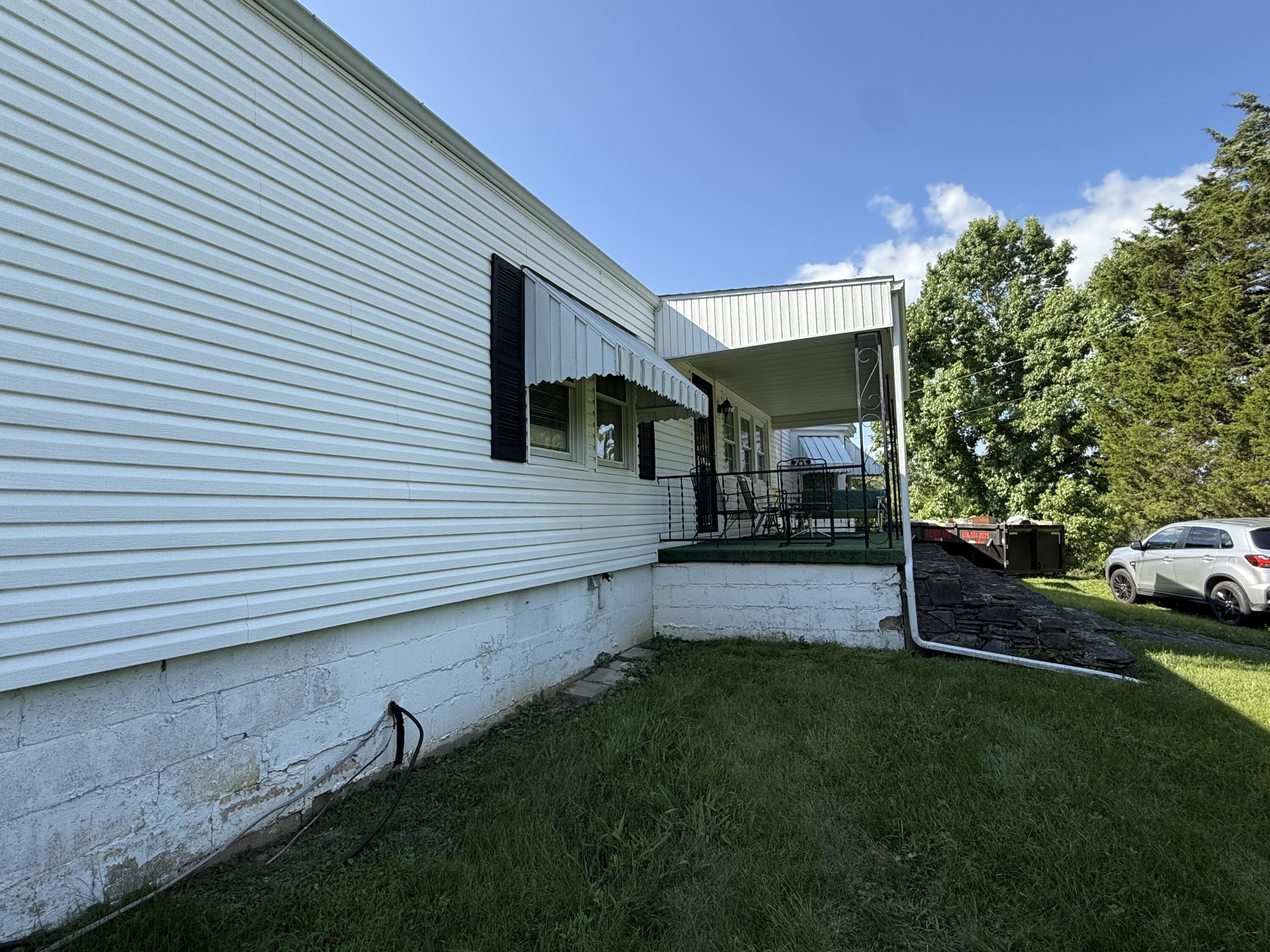 875 S Bluelicks Pike Road Property Photo 7