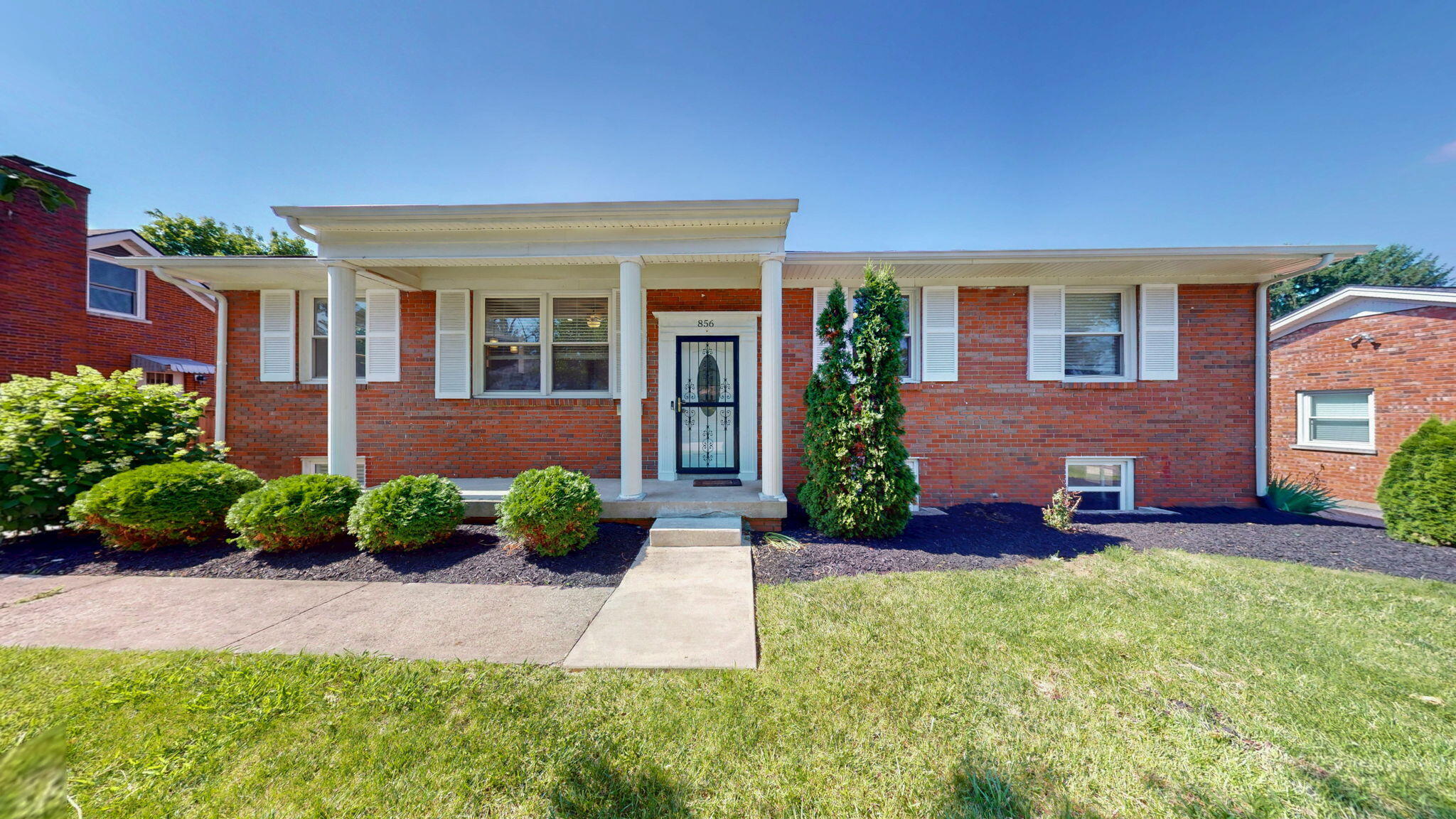 856 Pinkney Drive Property Photo 1