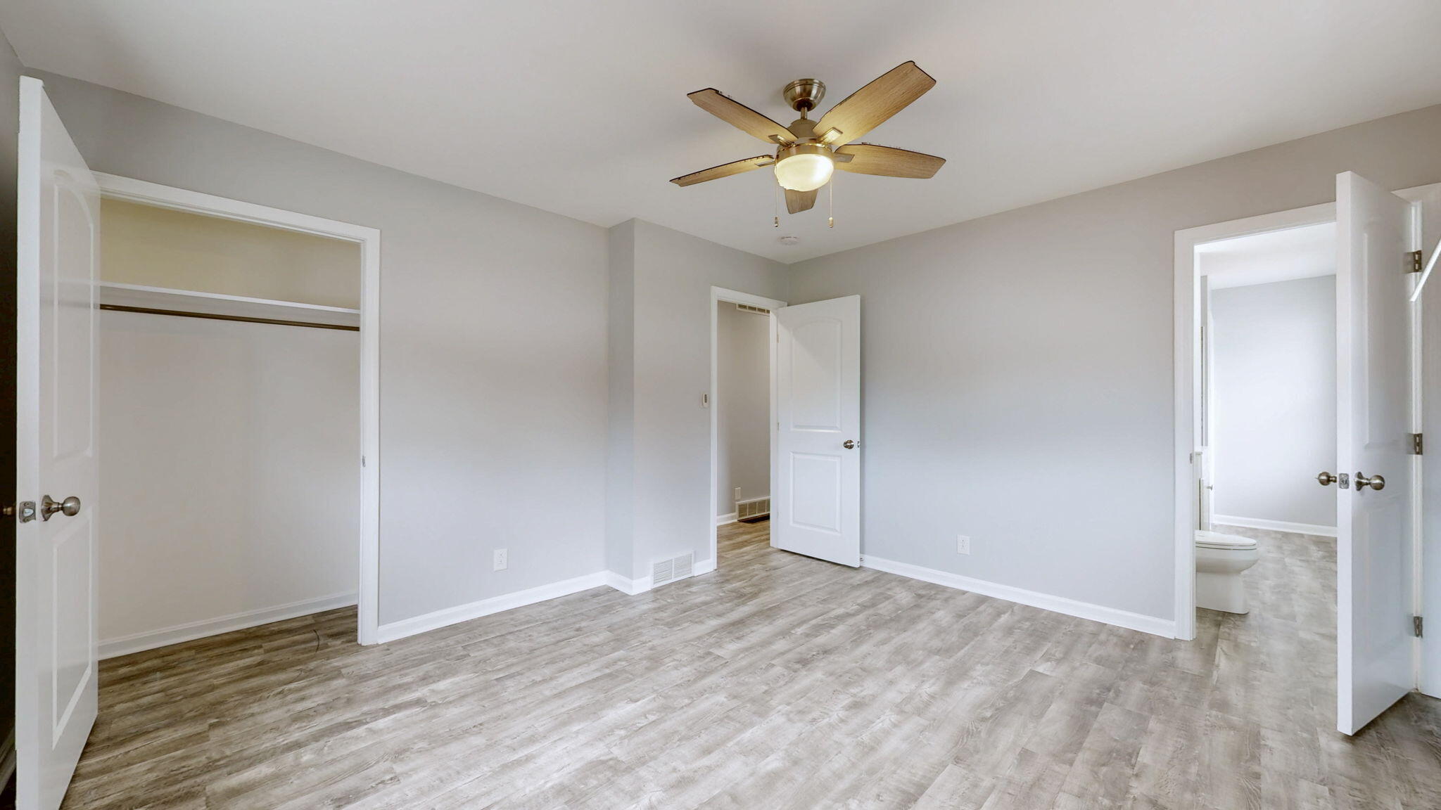 856 Pinkney Drive Property Photo 4
