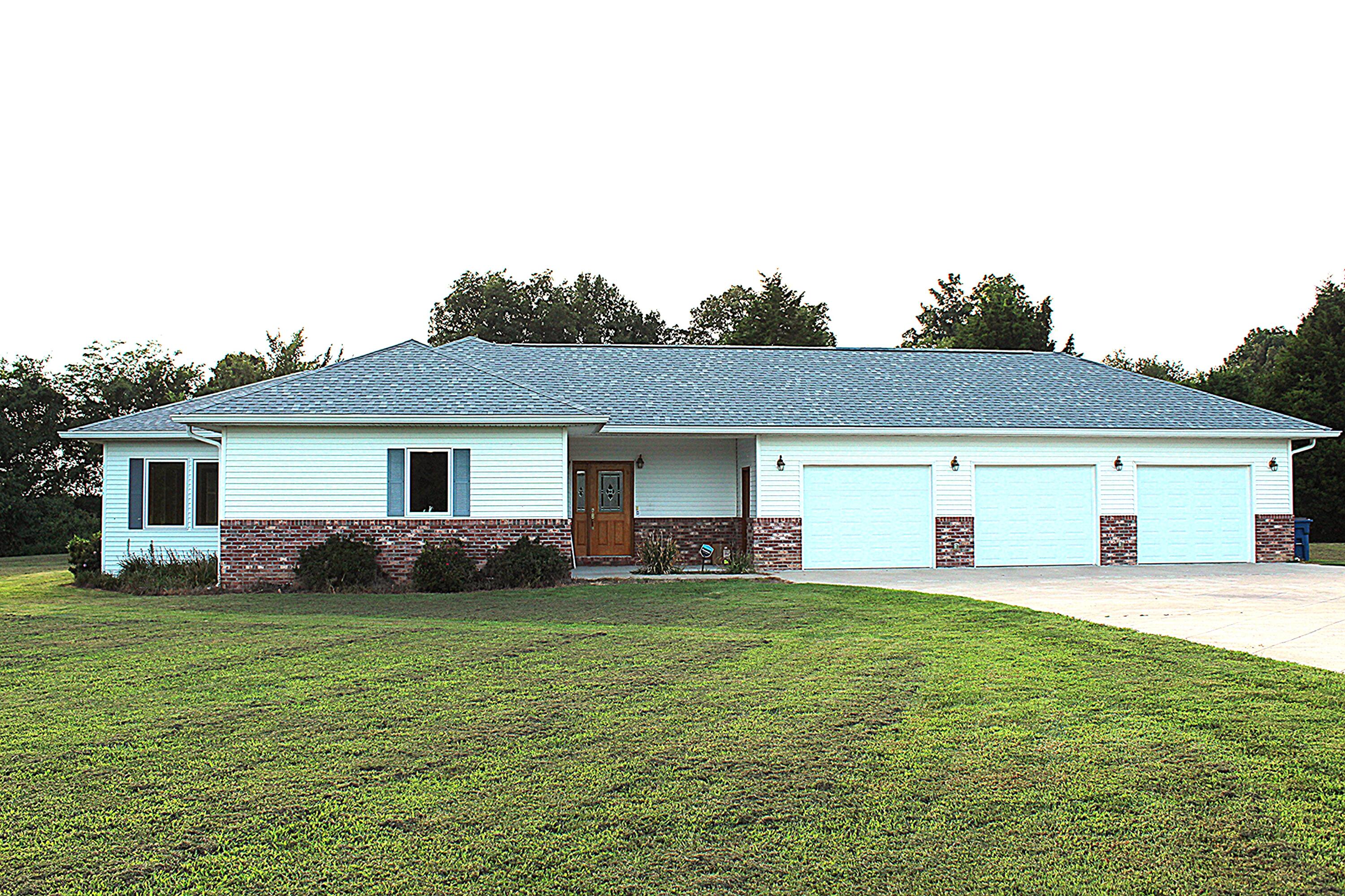 105 105 Cedar Creek Cv Cove Property Photo 1