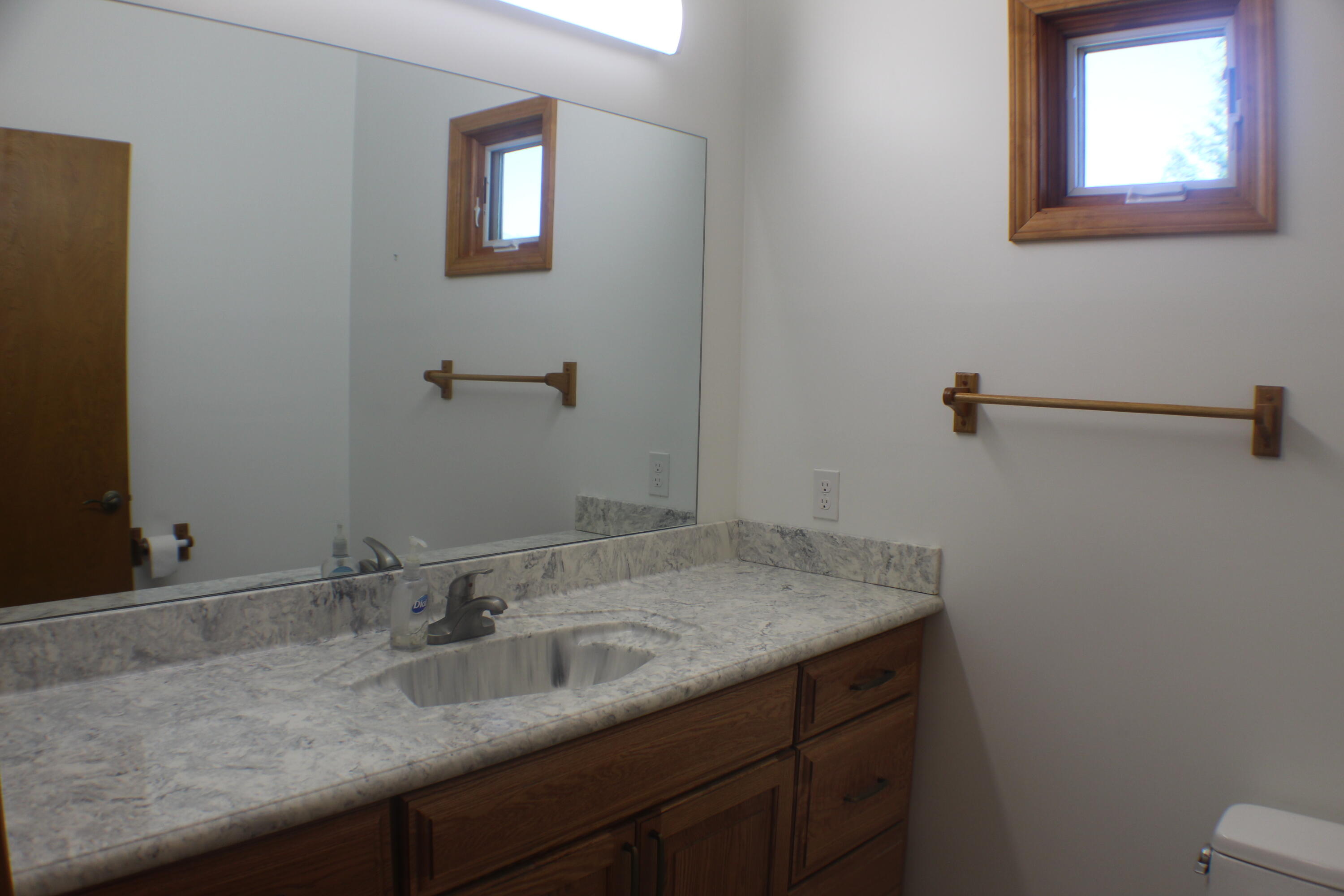 105 Cedar Creek Cove Property Photo 16