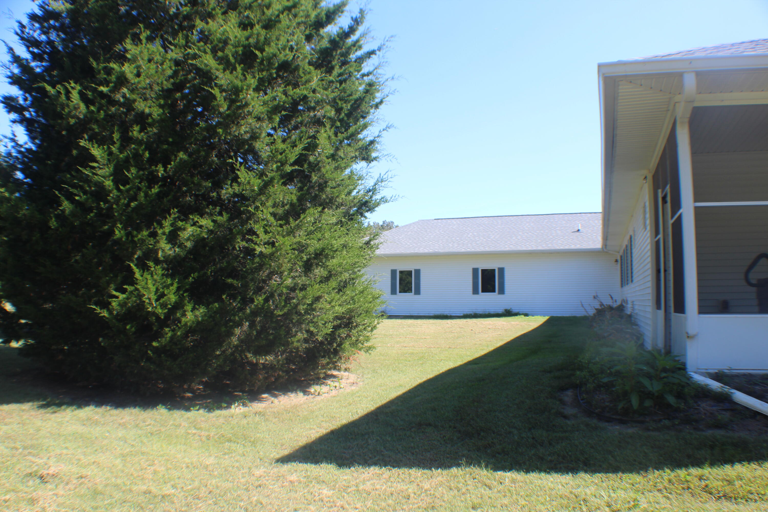 105 Cedar Creek Cove Property Photo 35
