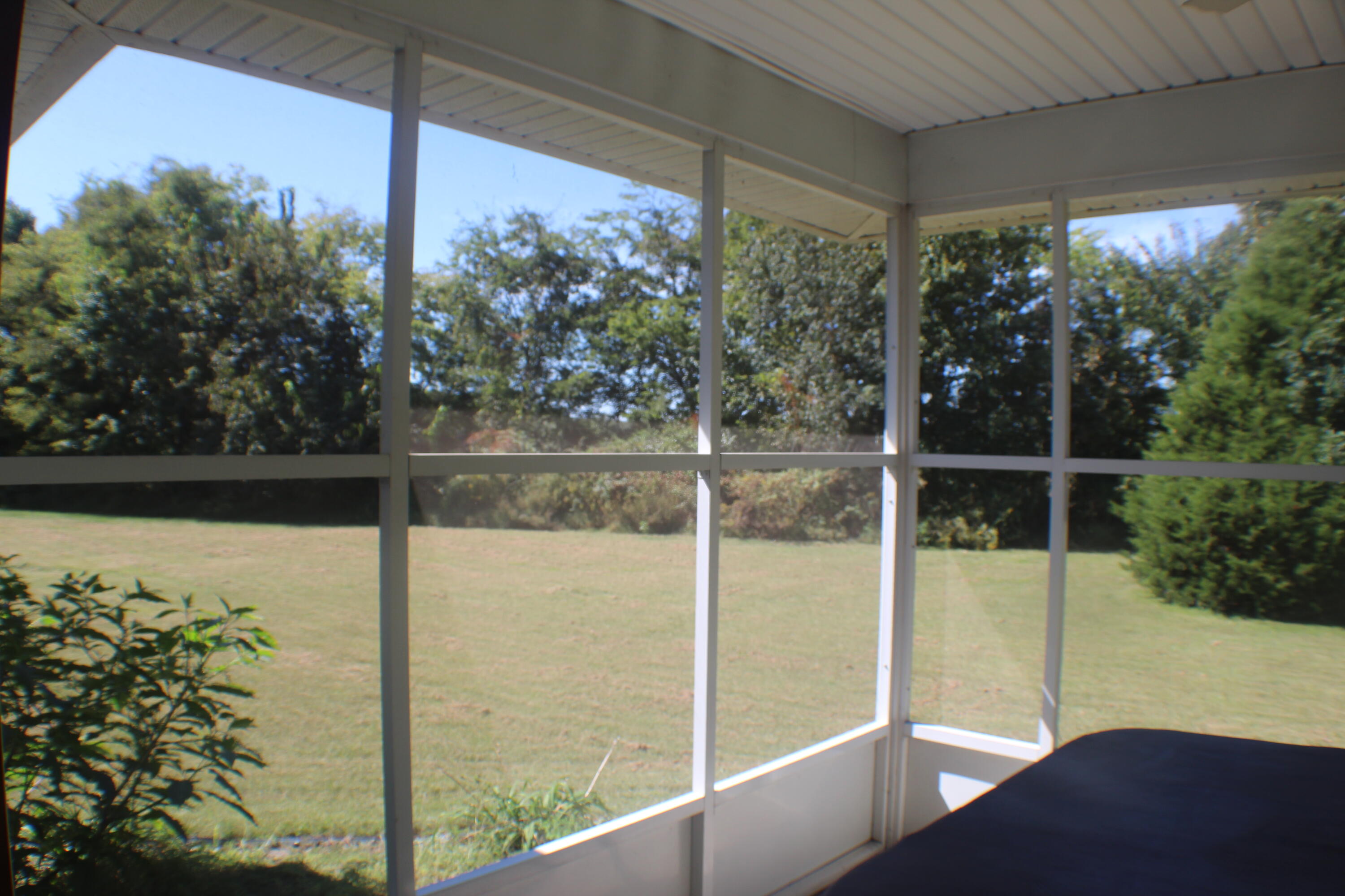 105 Cedar Creek Cove Property Photo 41