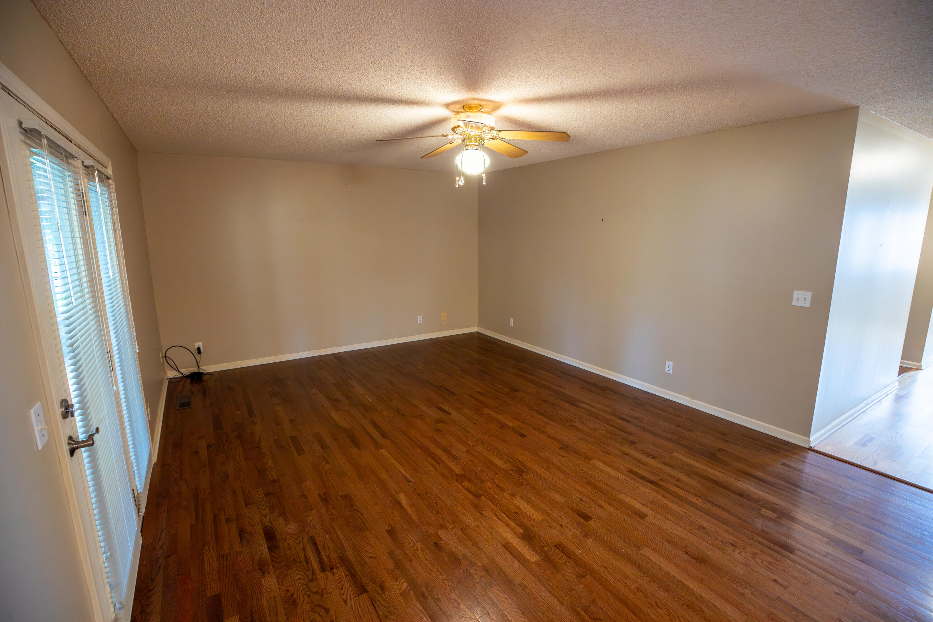 2202 Brookhaven Drive Property Photo 3