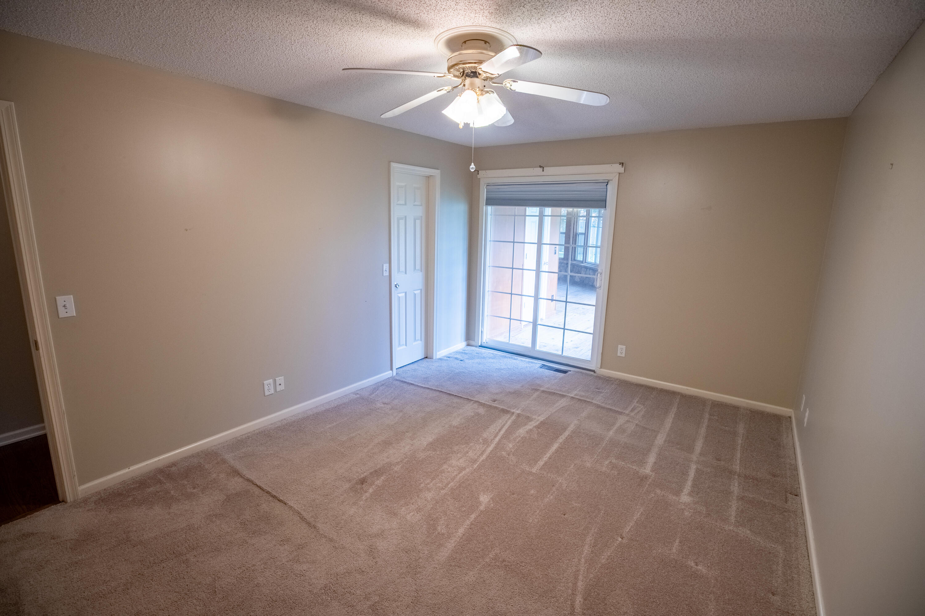 2202 Brookhaven Drive Property Photo 13