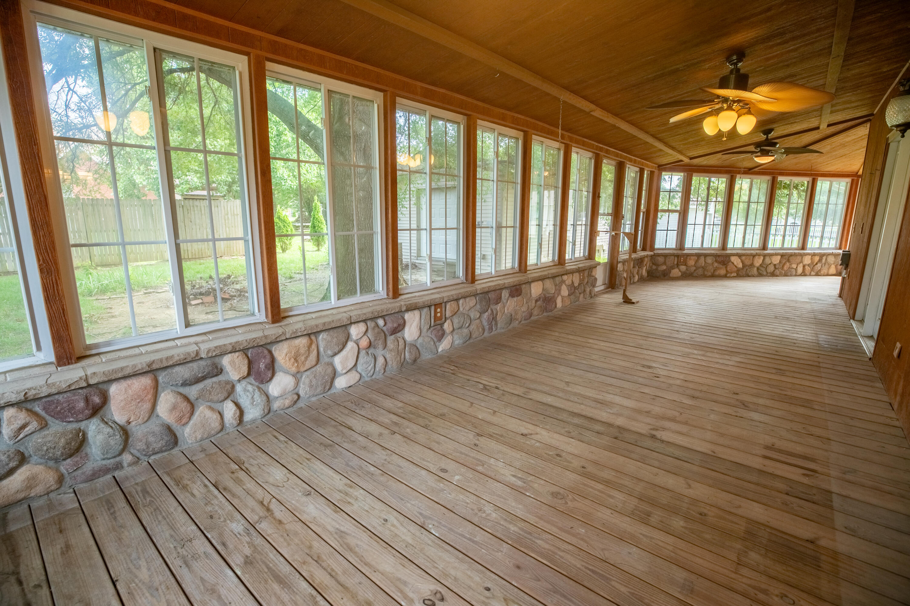 2202 Brookhaven Drive Property Photo 21