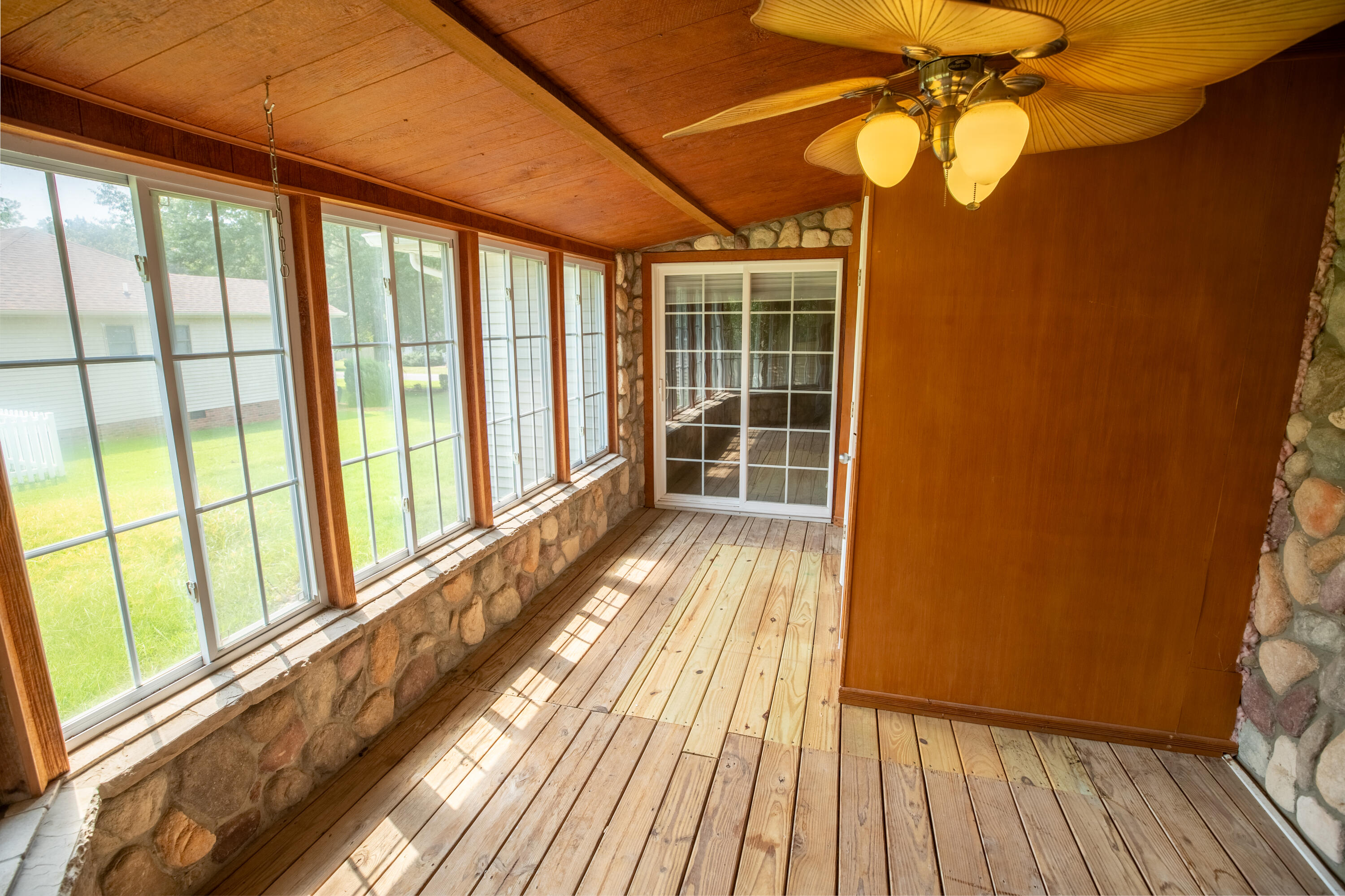 2202 Brookhaven Drive Property Photo 22