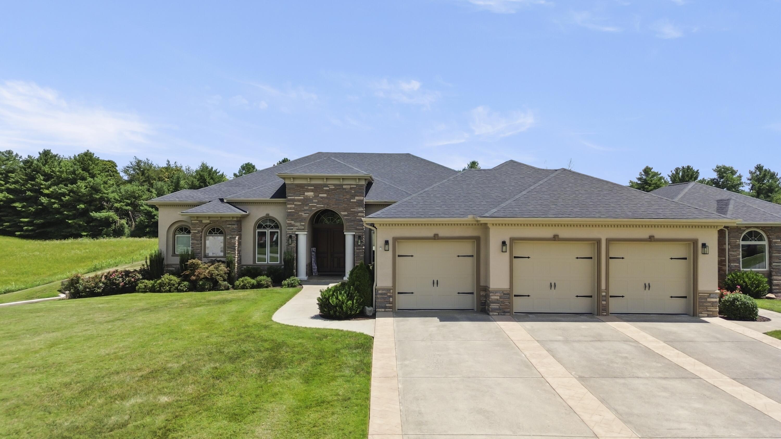 247 Taylor Circle Property Photo 1