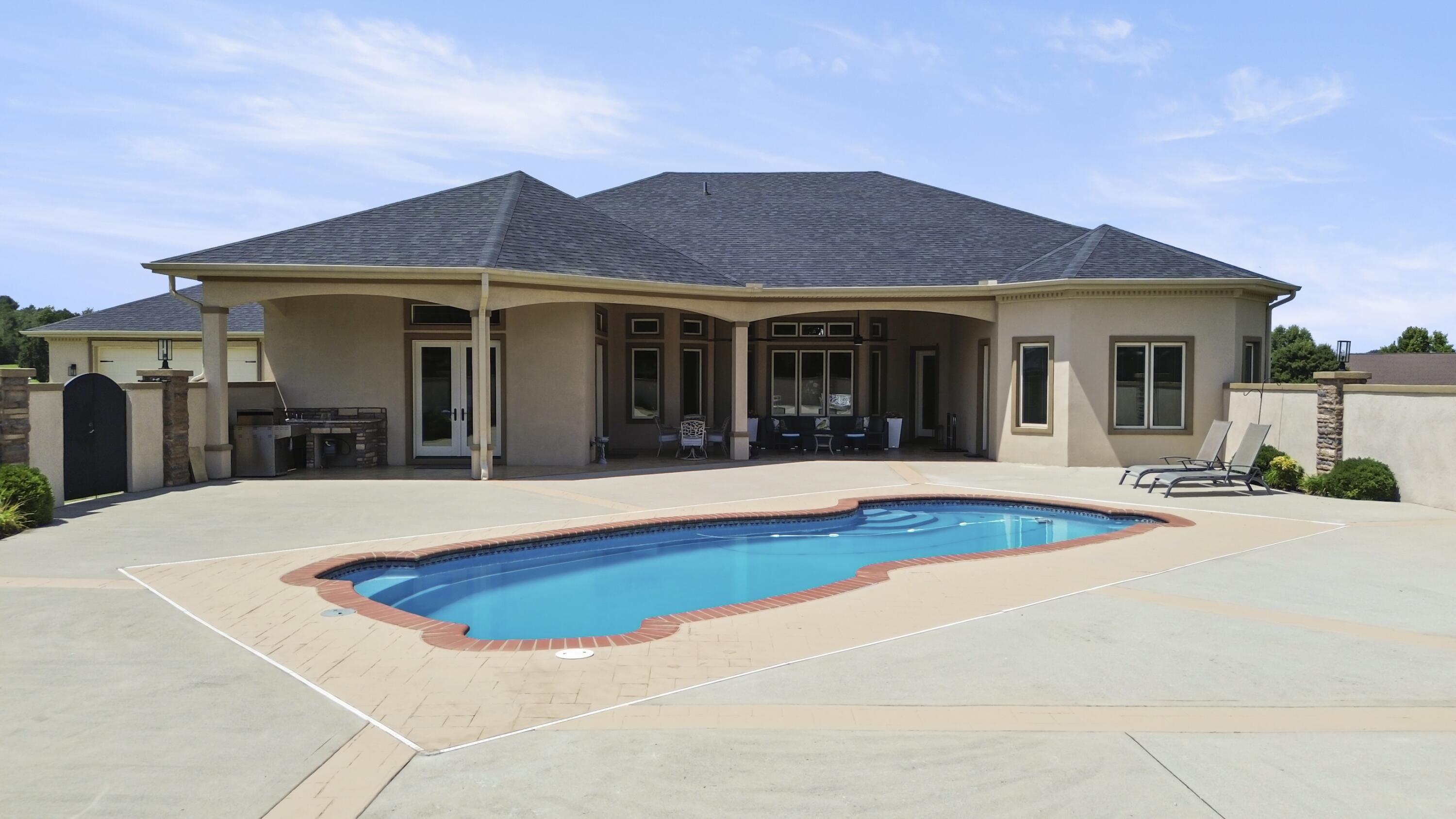 247 Taylor Circle Property Photo 5