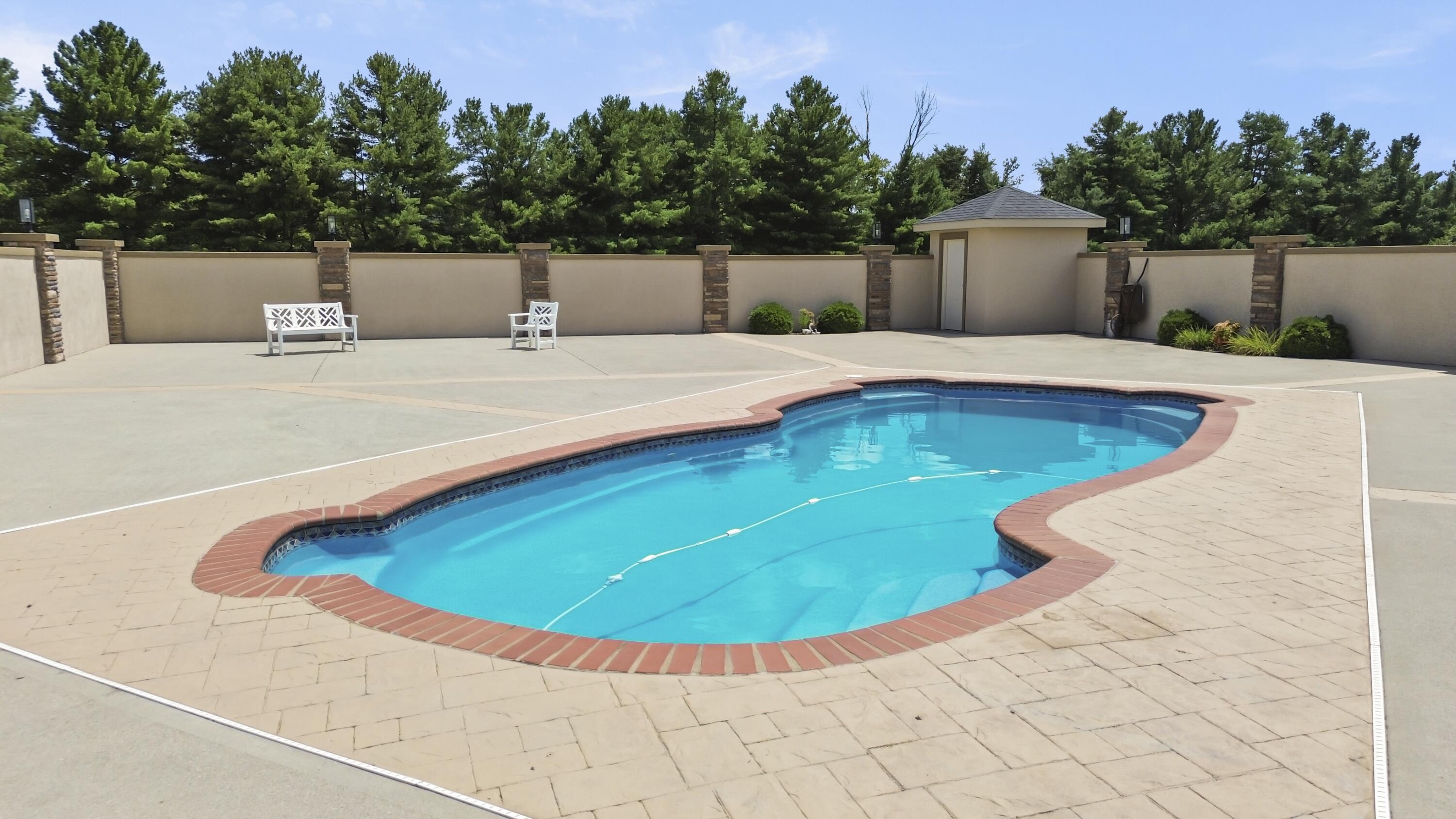 247 Taylor Circle Property Photo 6