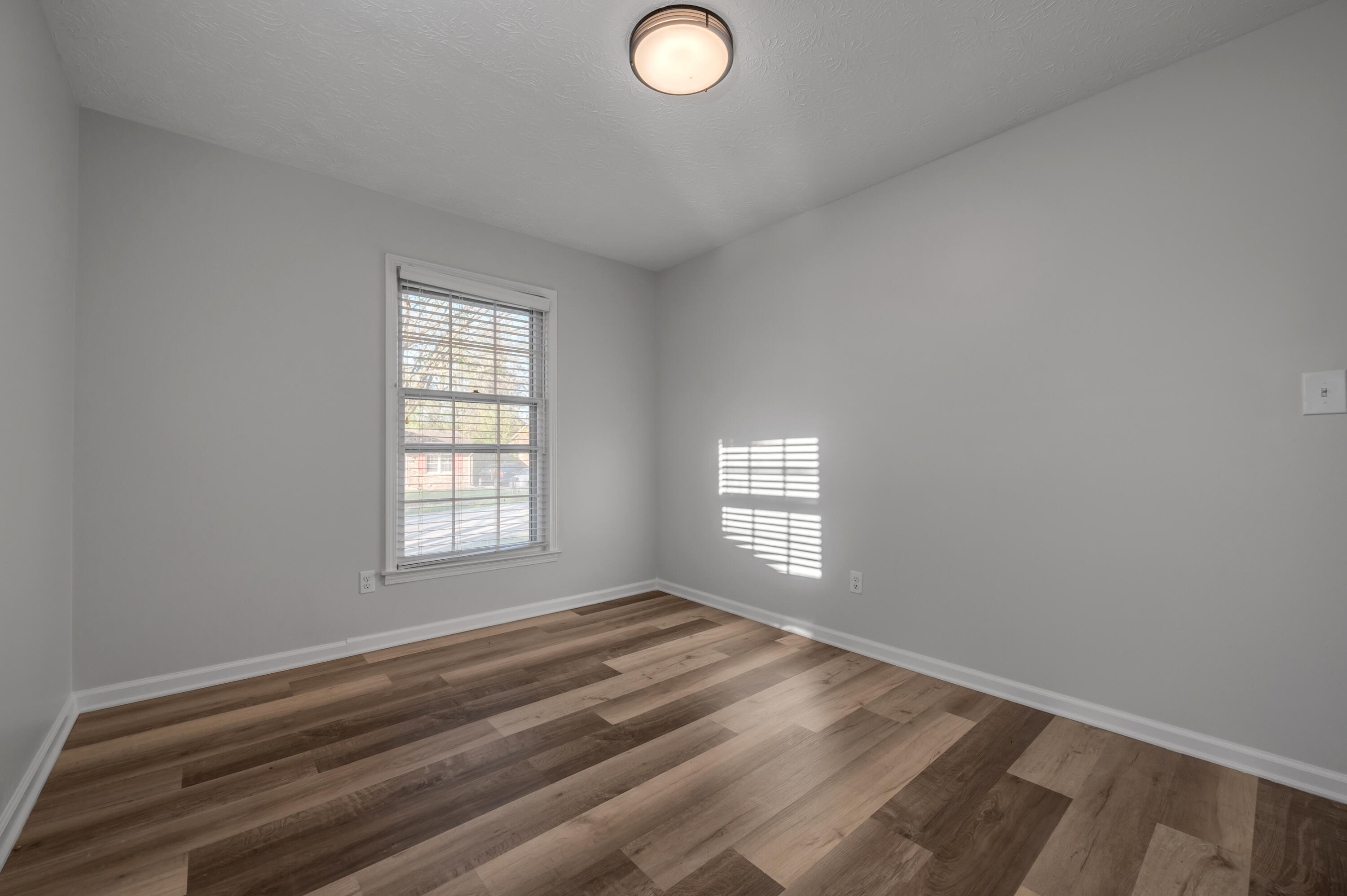 221 Quebec Way Property Photo 17