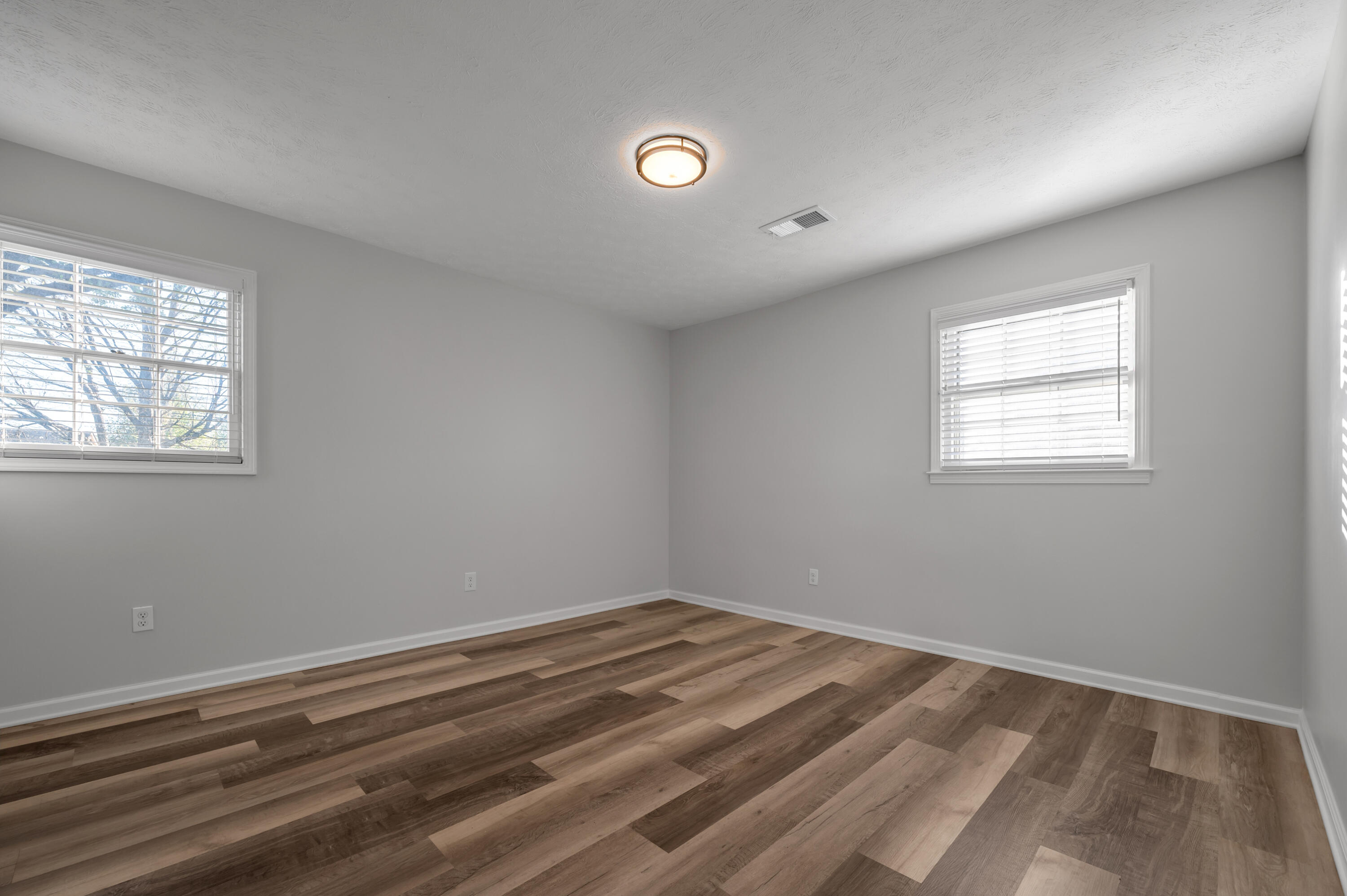 221 Quebec Way Property Photo 18