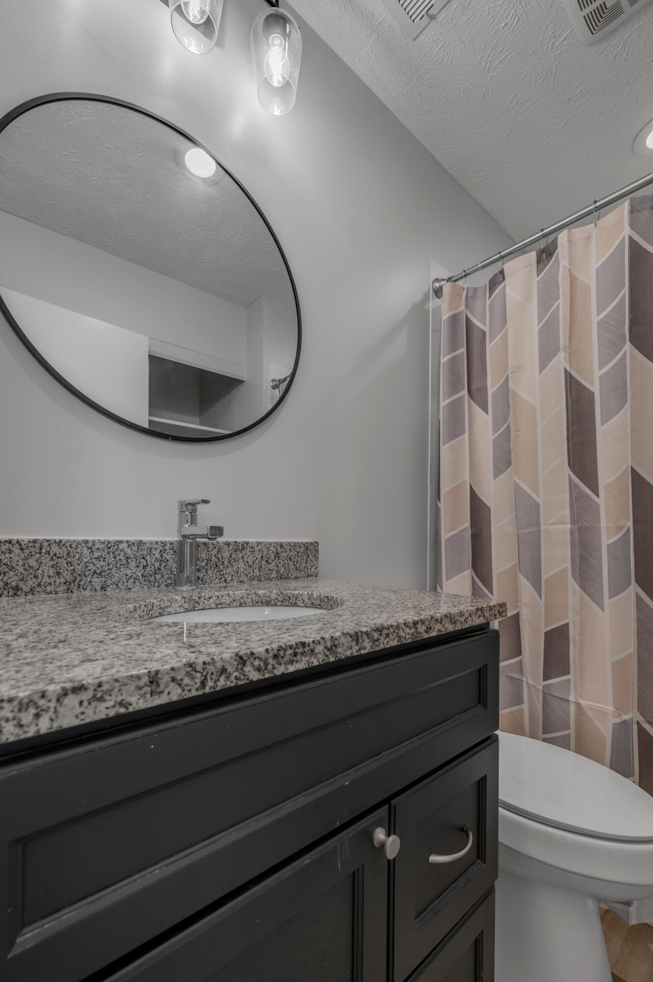 221 Quebec Way Property Photo 20