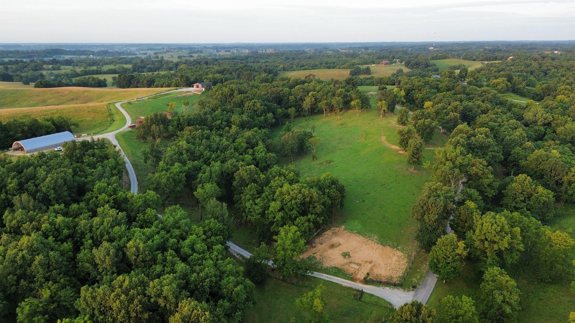 1416 Junction Pike Property Photo 1