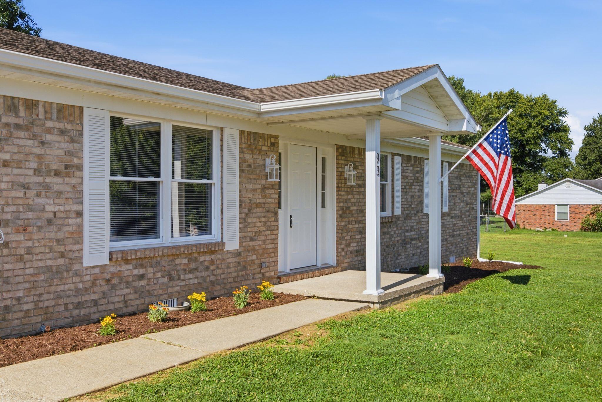 93 Appomattox Drive Property Photo 4