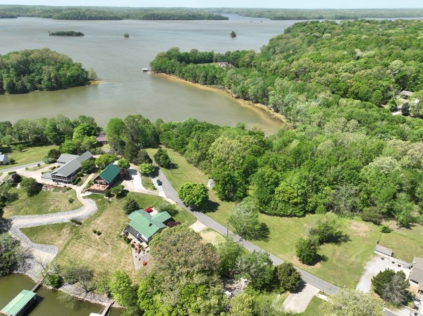371 Skyline Drive Property Photo 1