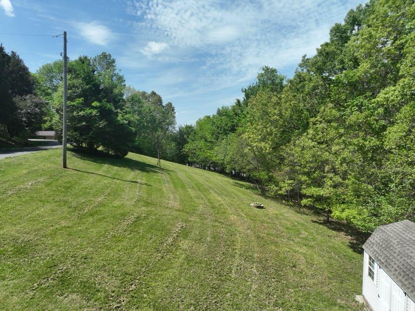 371 Skyline Drive Property Photo 4