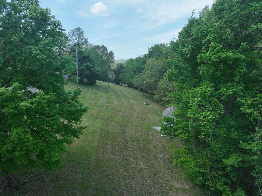 371 Skyline Drive Property Photo 5
