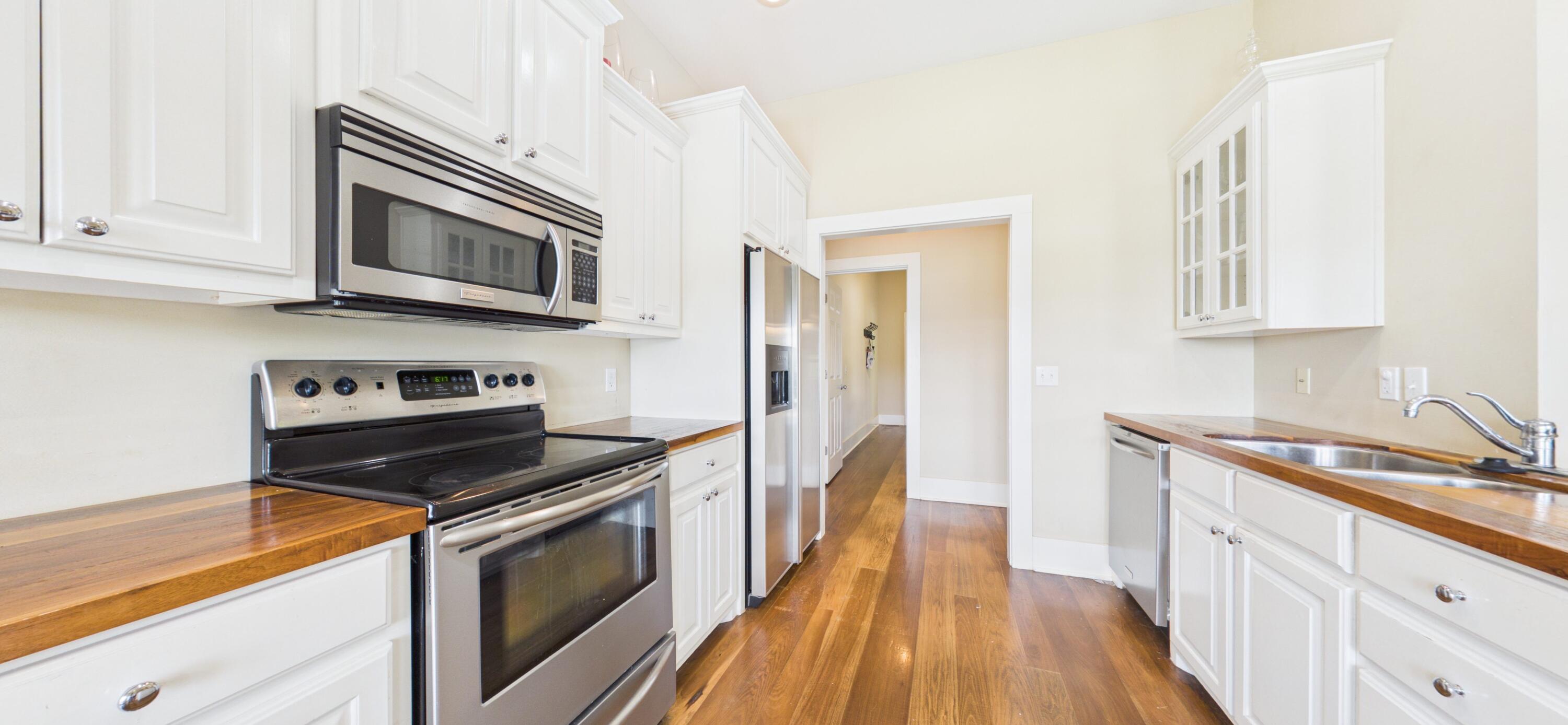 295 Kipling Circle Property Photo 13