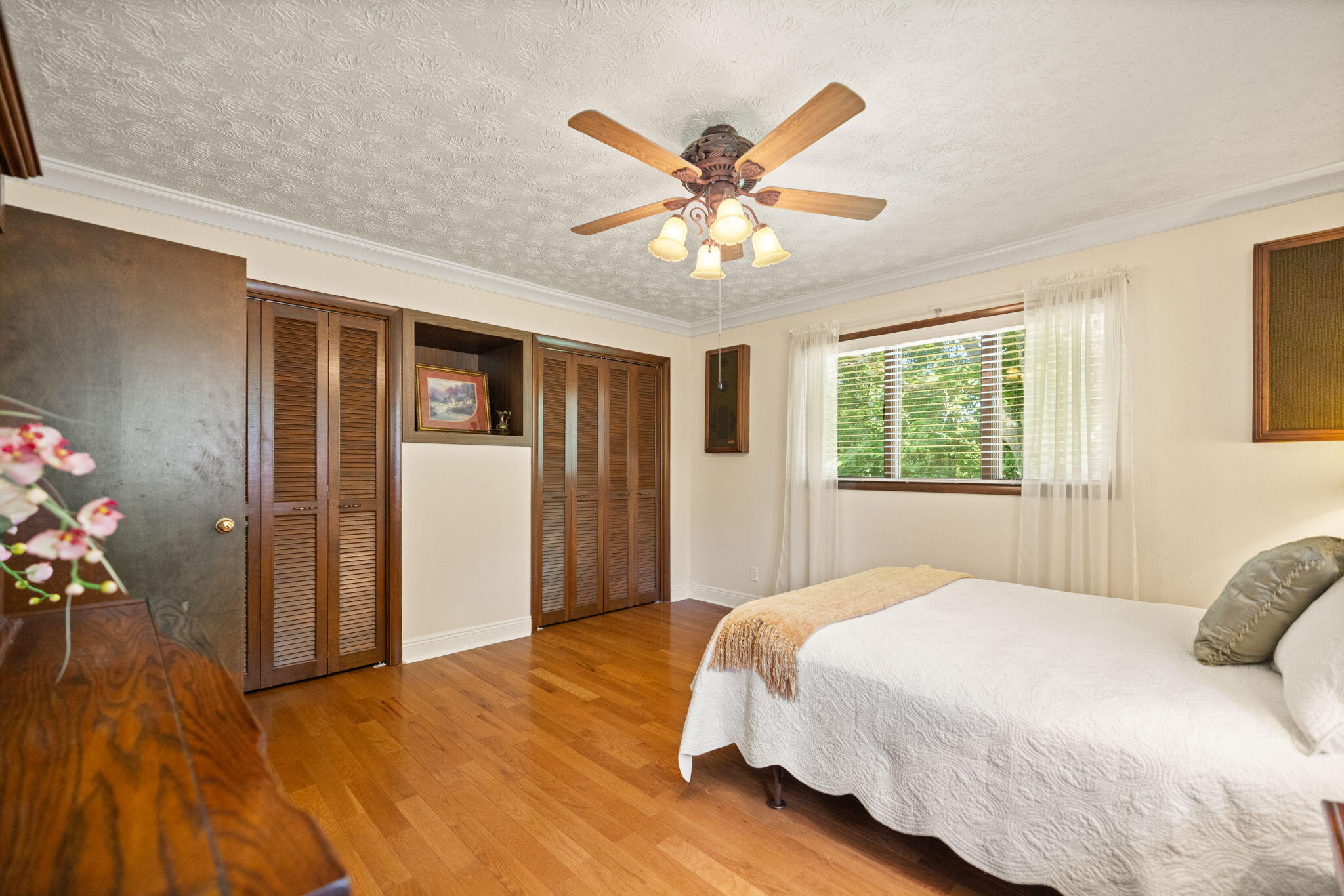 210 Langdon Avenue Property Photo 22