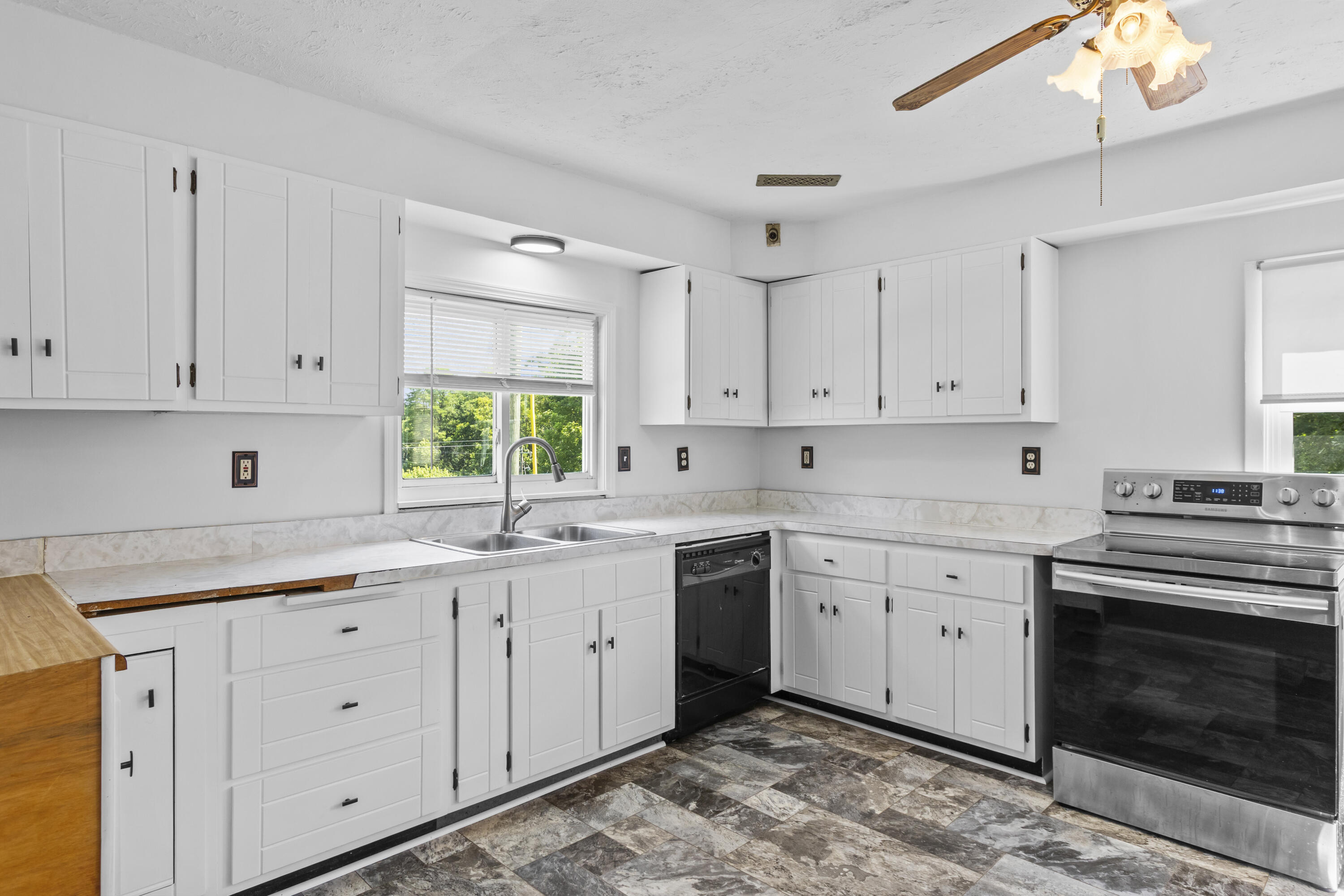 12354 Bowman Road Property Photo 6