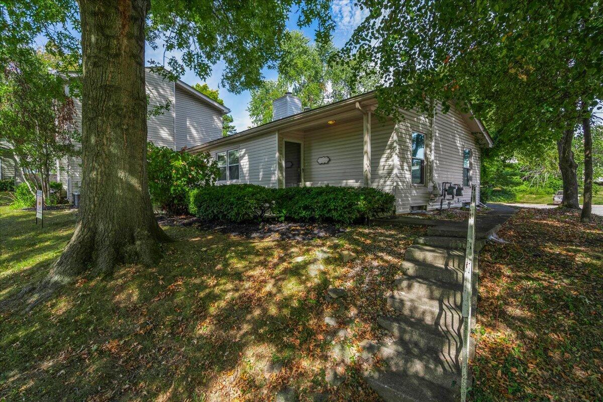 1124 Turkey Foot Road C Property Photo 2