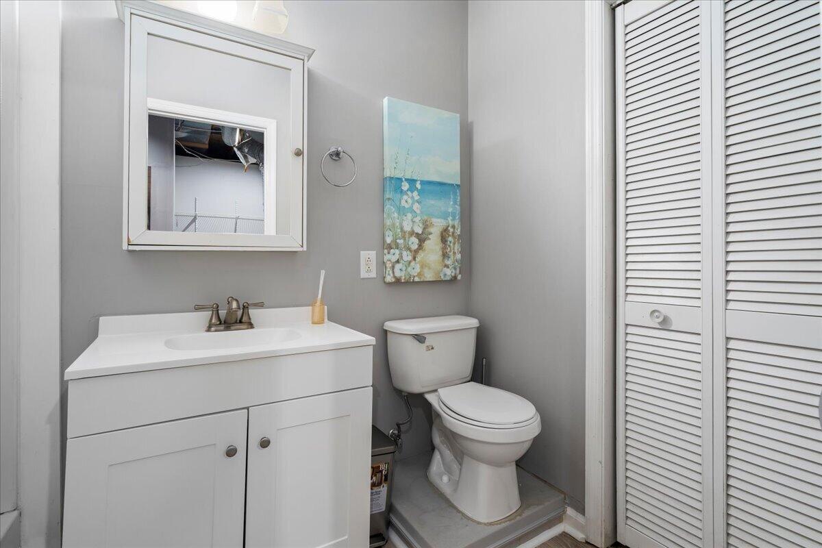 1124 Turkey Foot Road C Property Photo 24