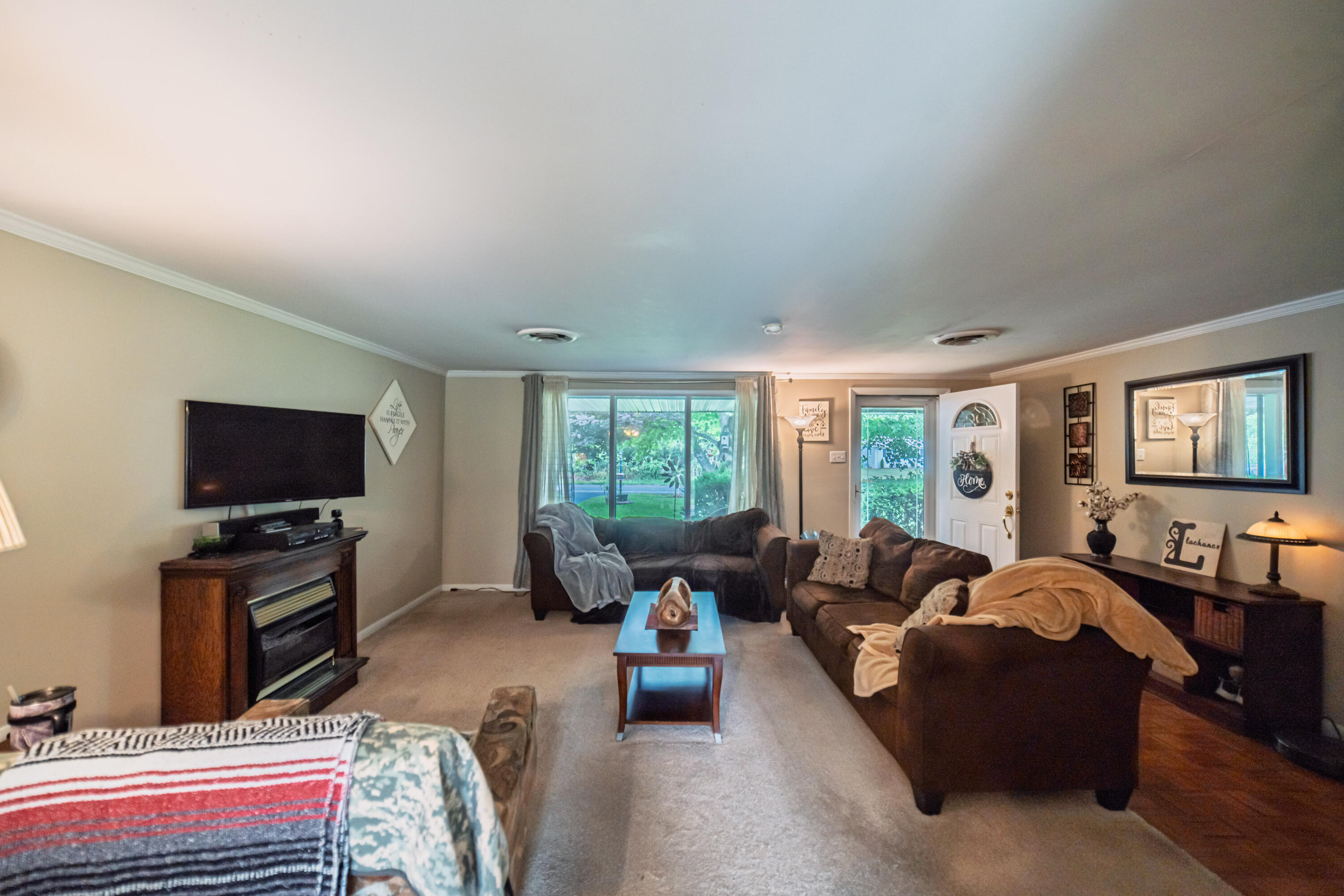 734 Big Bear Highway Property Photo 2