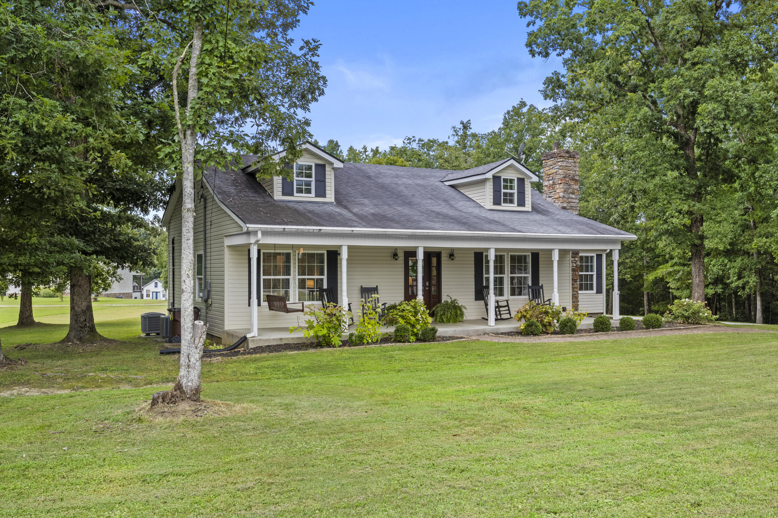 376 Oak Ridge Road Property Photo 5
