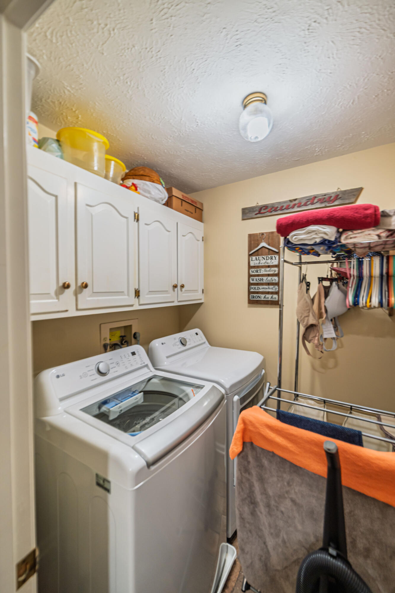 446 Carson Way Way Property Photo 12
