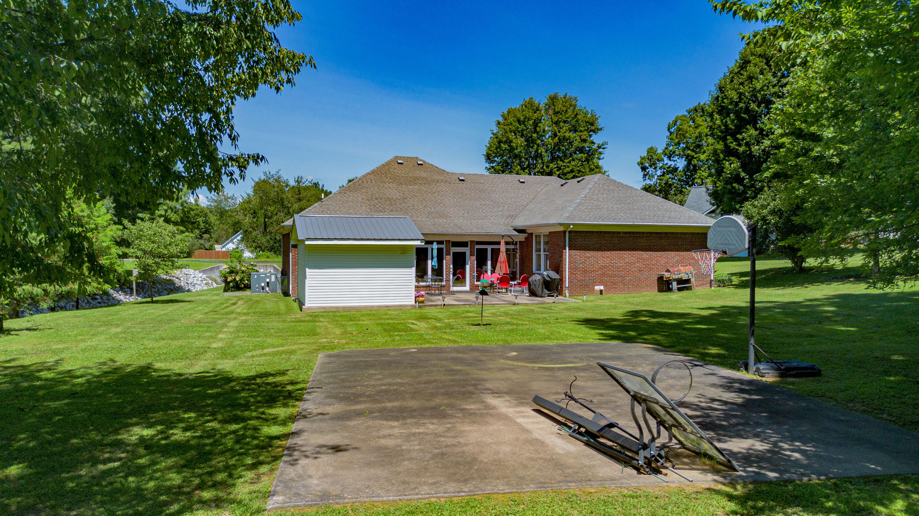 446 Carson Way Way Property Photo 23