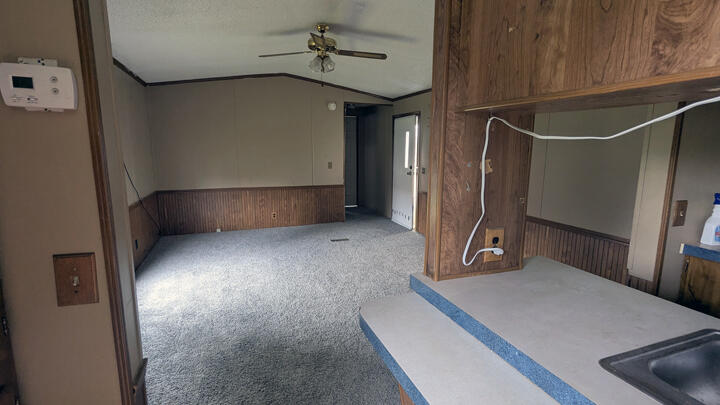 546 Constitution Drive Property Photo 6