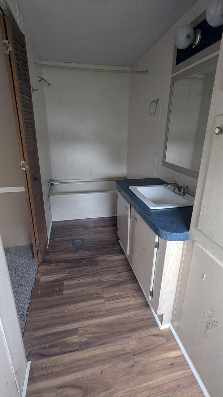 546 Constitution Drive Property Photo 16