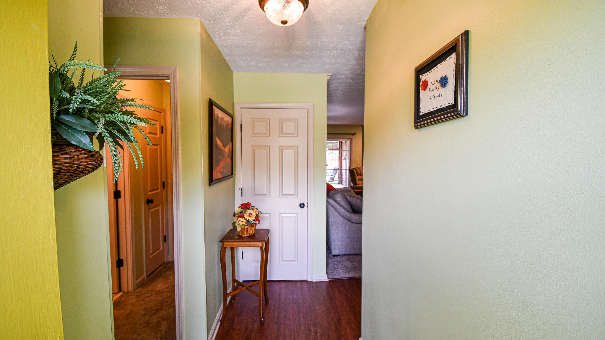 632 Deerfield Drive Property Photo 4