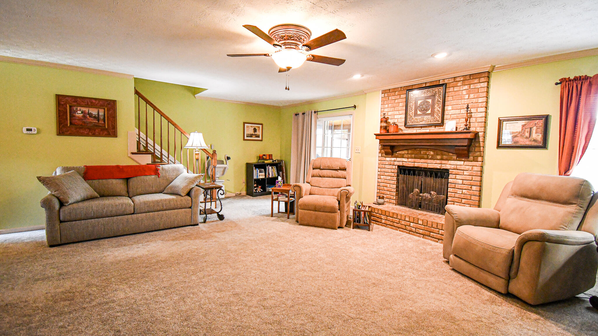 632 Deerfield Drive Property Photo 7