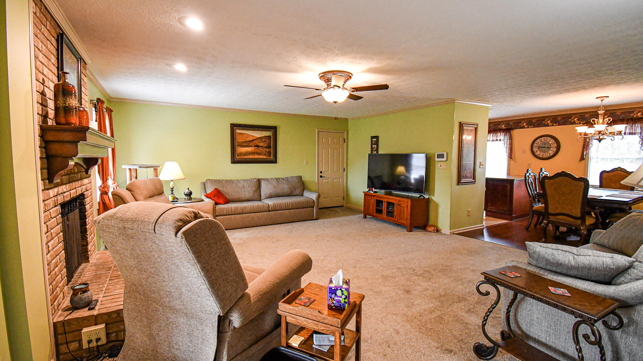 632 Deerfield Drive Property Photo 9