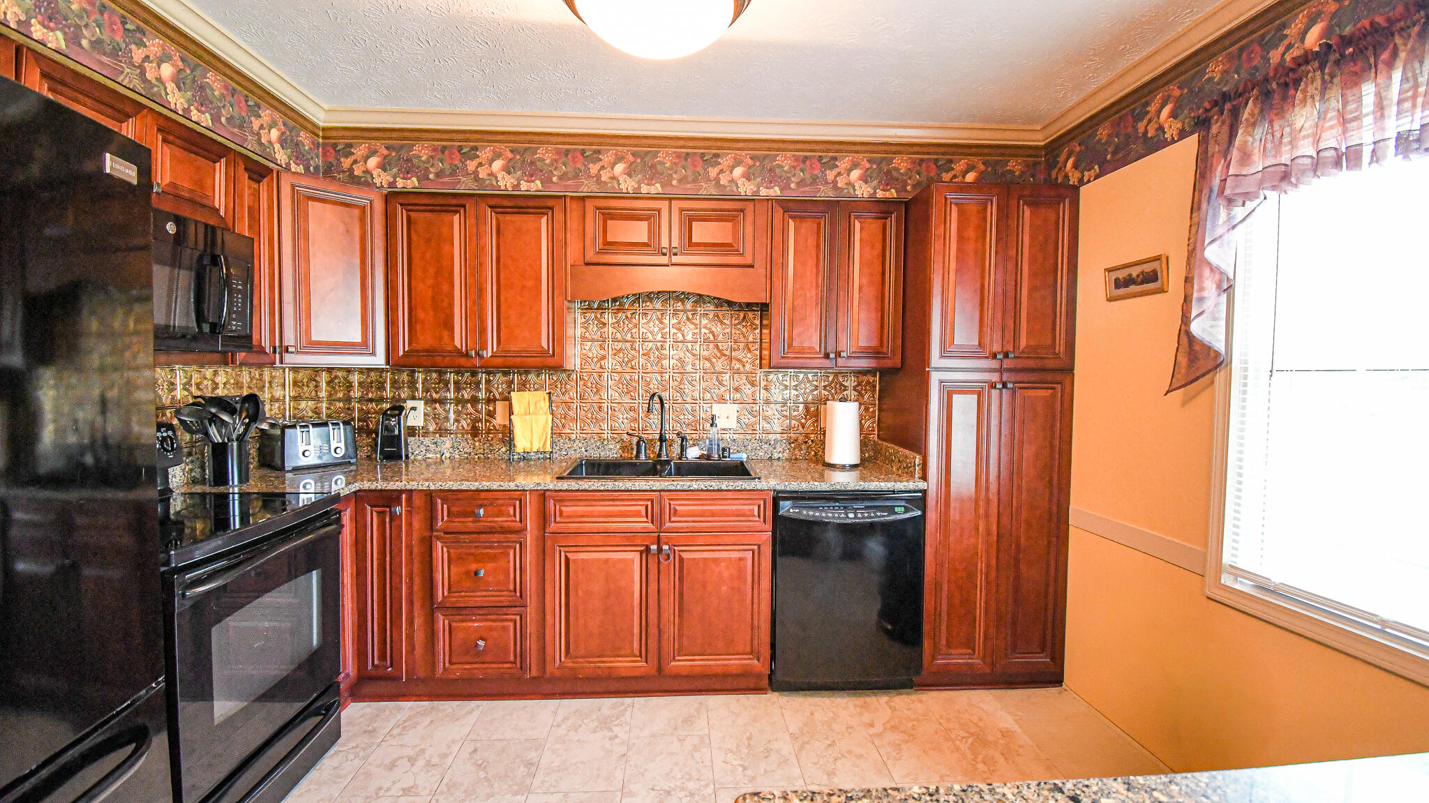 632 Deerfield Drive Property Photo 11