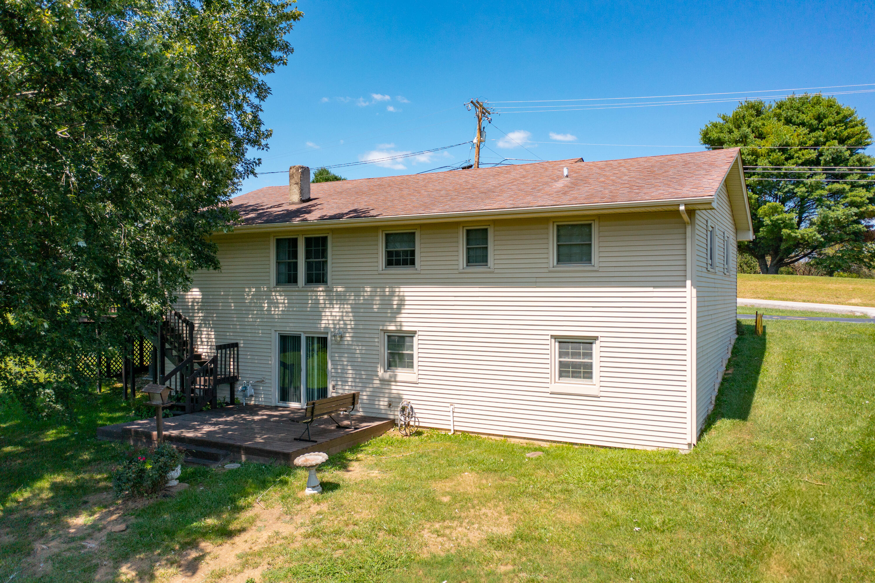 561 Old Whitley Road Property Photo 9