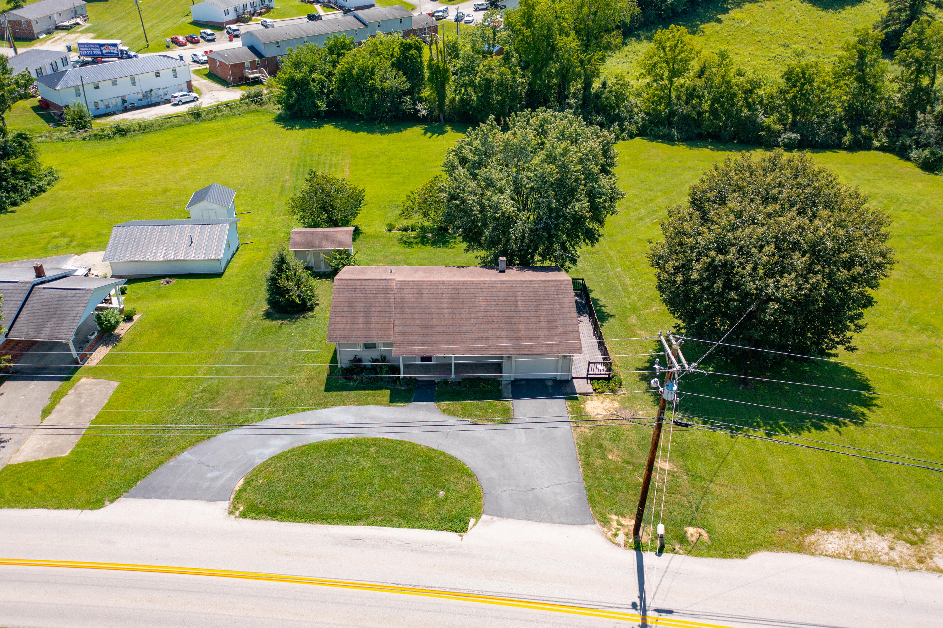 561 Old Whitley Road Property Photo 15