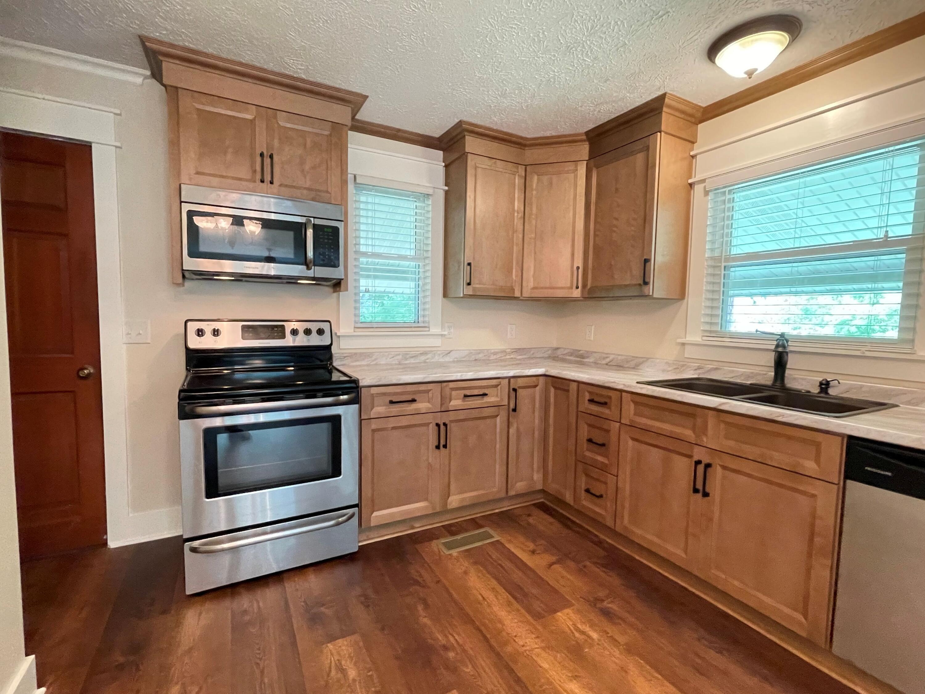 165 Cedar Point Road Property Photo 12