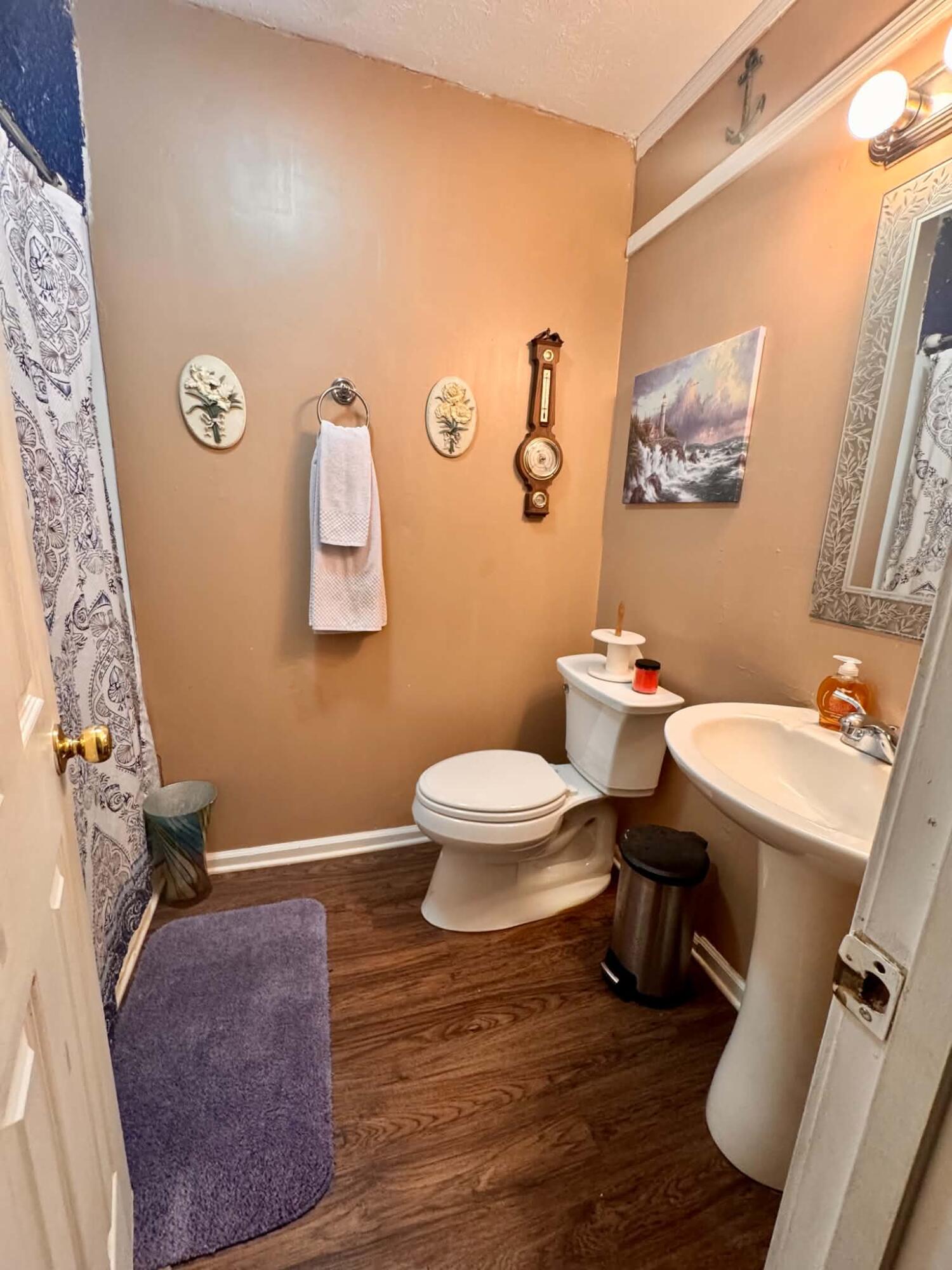 33 Meadowbrook Drive Property Photo 6