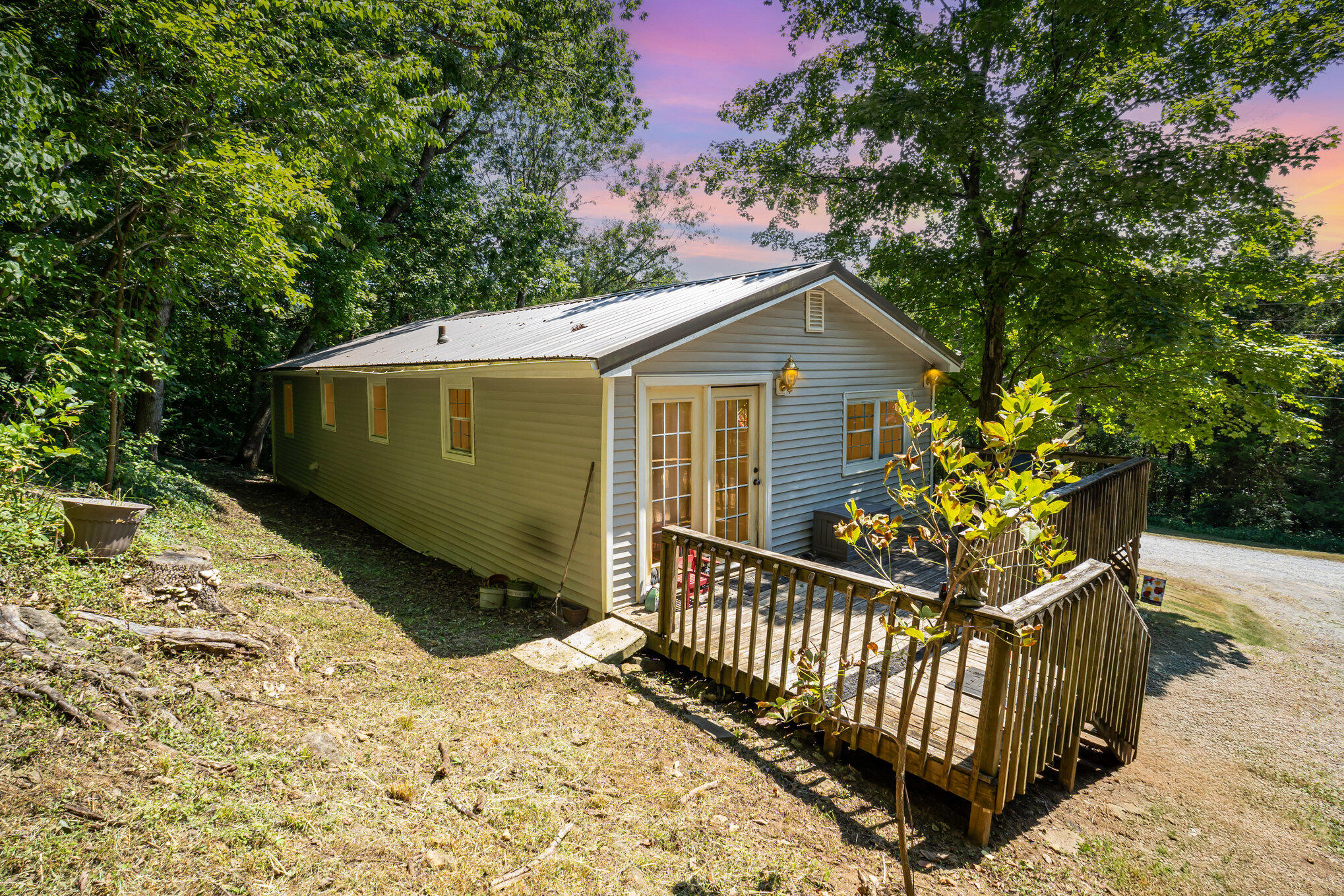 226 Melody Drive Property Photo 4