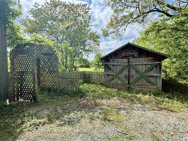 9872 State Highway 93 Property Photo 20