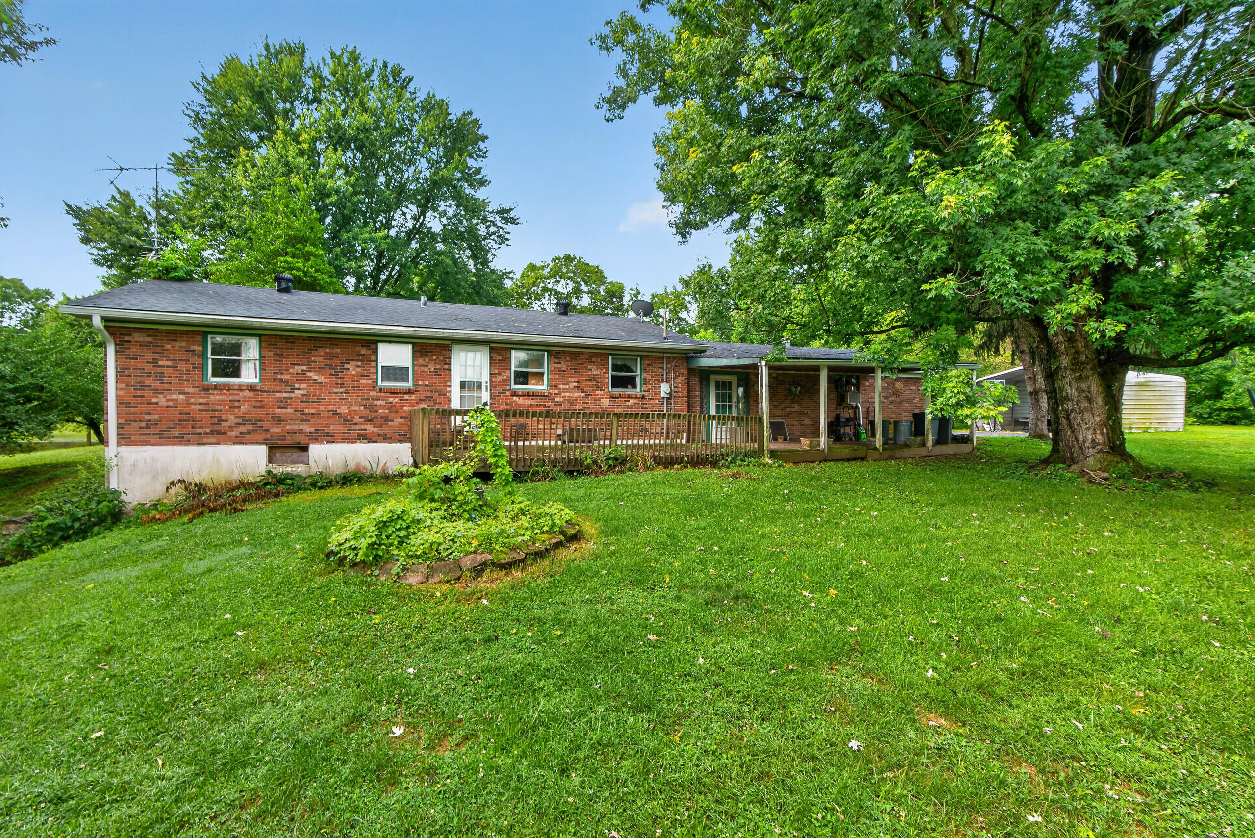 2524 Bethlehem Road Property Photo 30