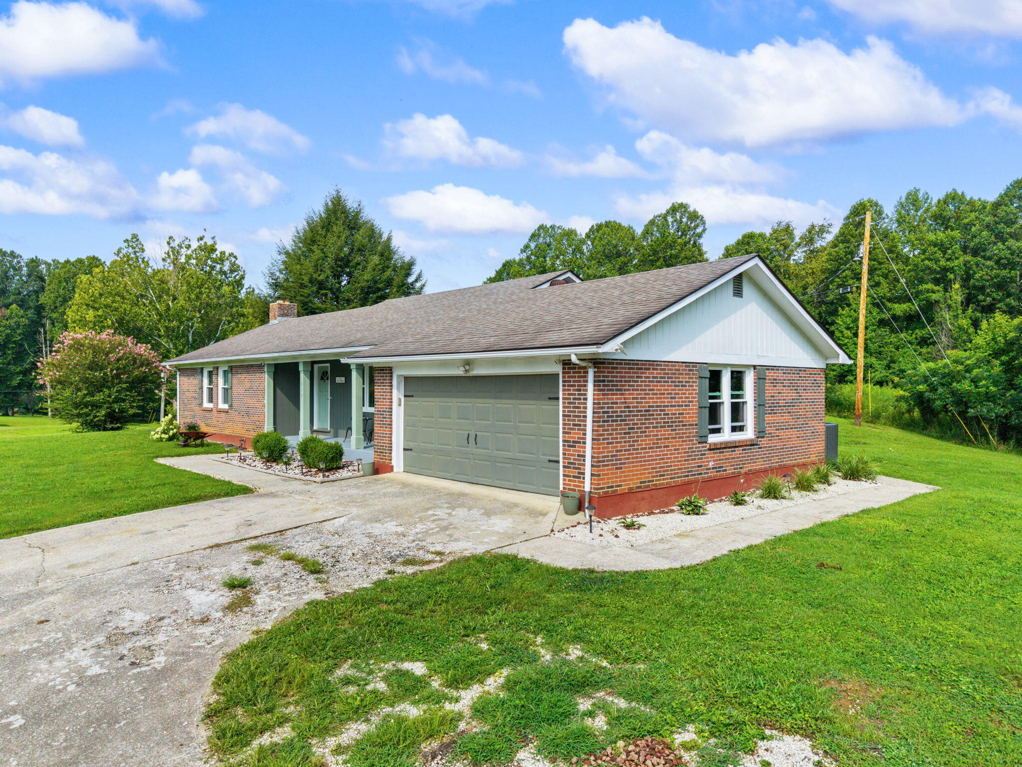 315 Hieronymus Loop Property Photo 4